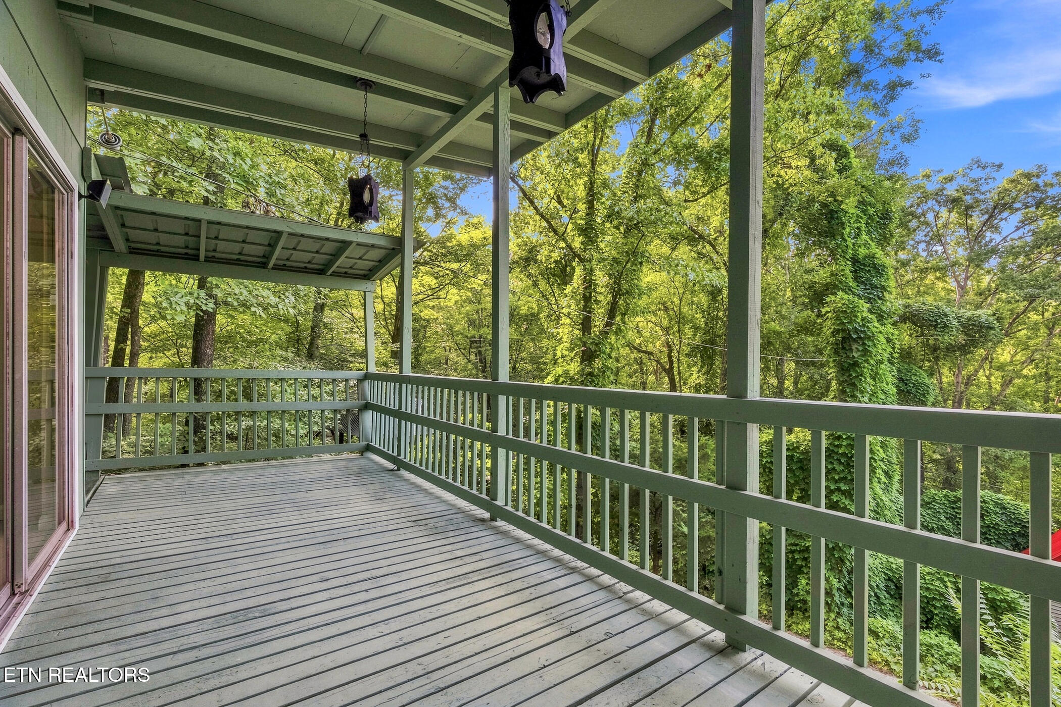 154 White Oak Lane Caryville TN 37714