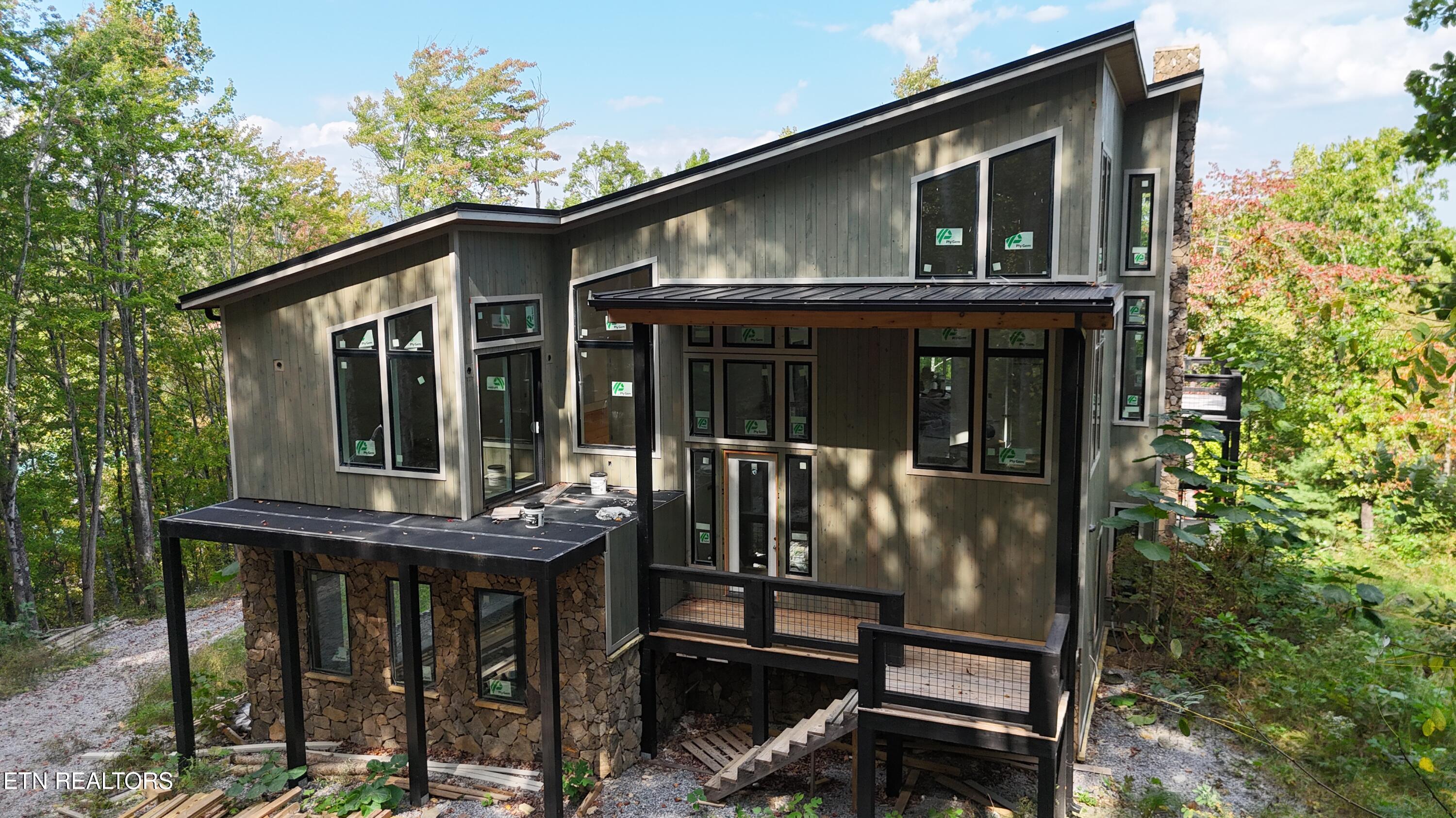 1637 Bench Mountain Way Sevierville TN 37862