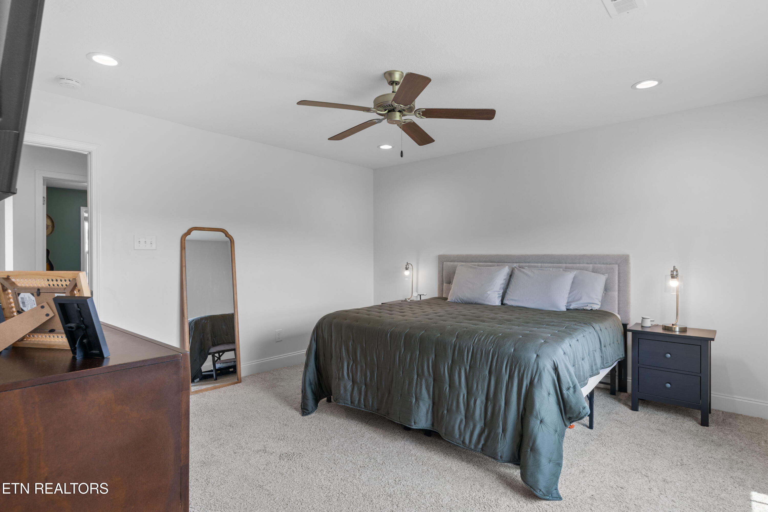 137 Storm Lane Jacksboro TN 37757