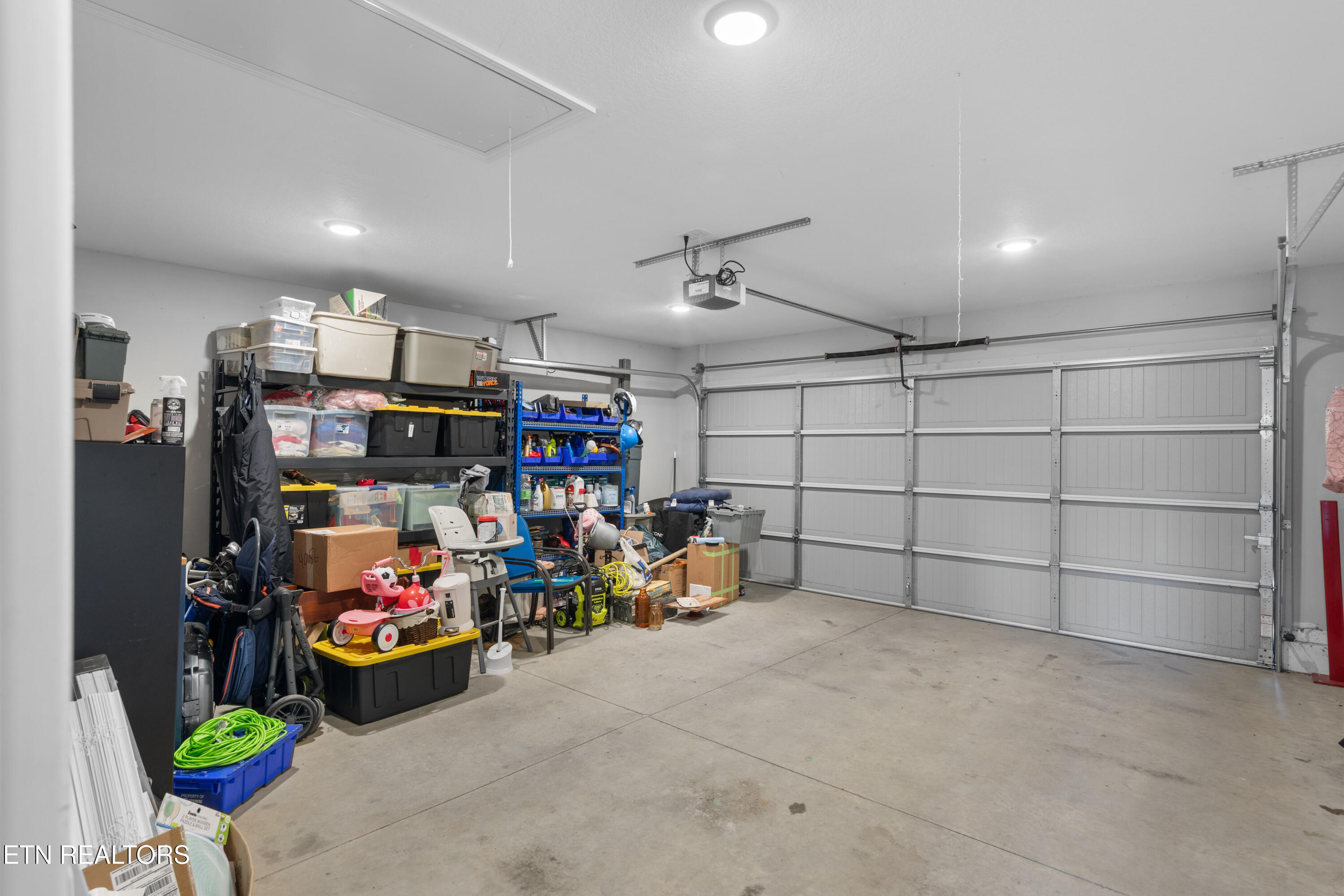 137 Storm Lane Jacksboro TN 37757