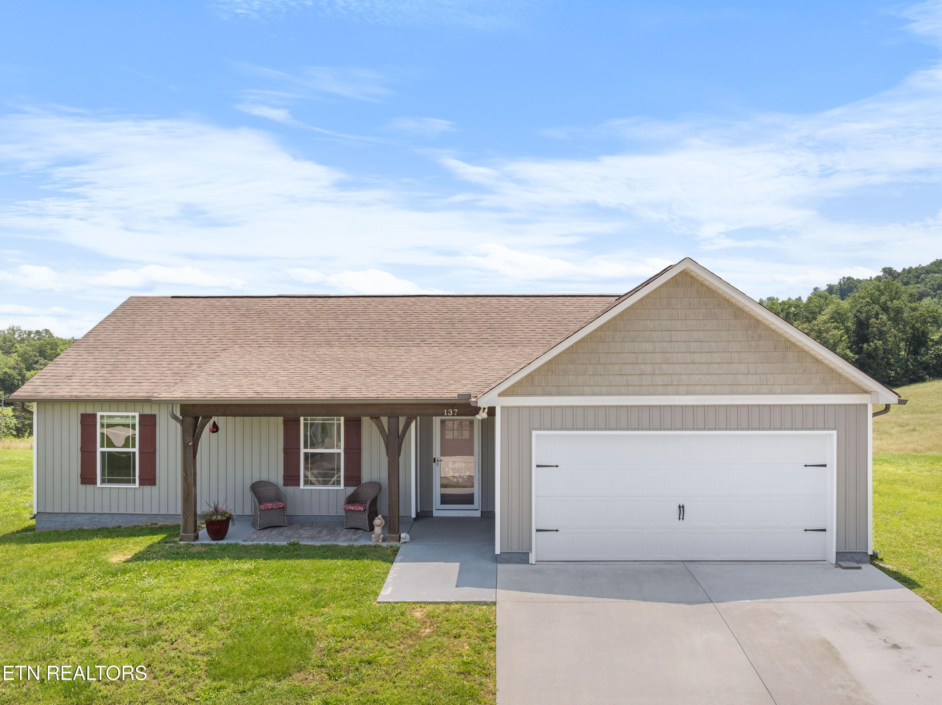 137 Storm Lane Jacksboro TN 37757