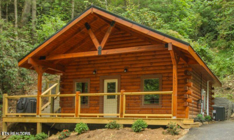 1695 Misty Hollow Way Gatlinburg TN 37738