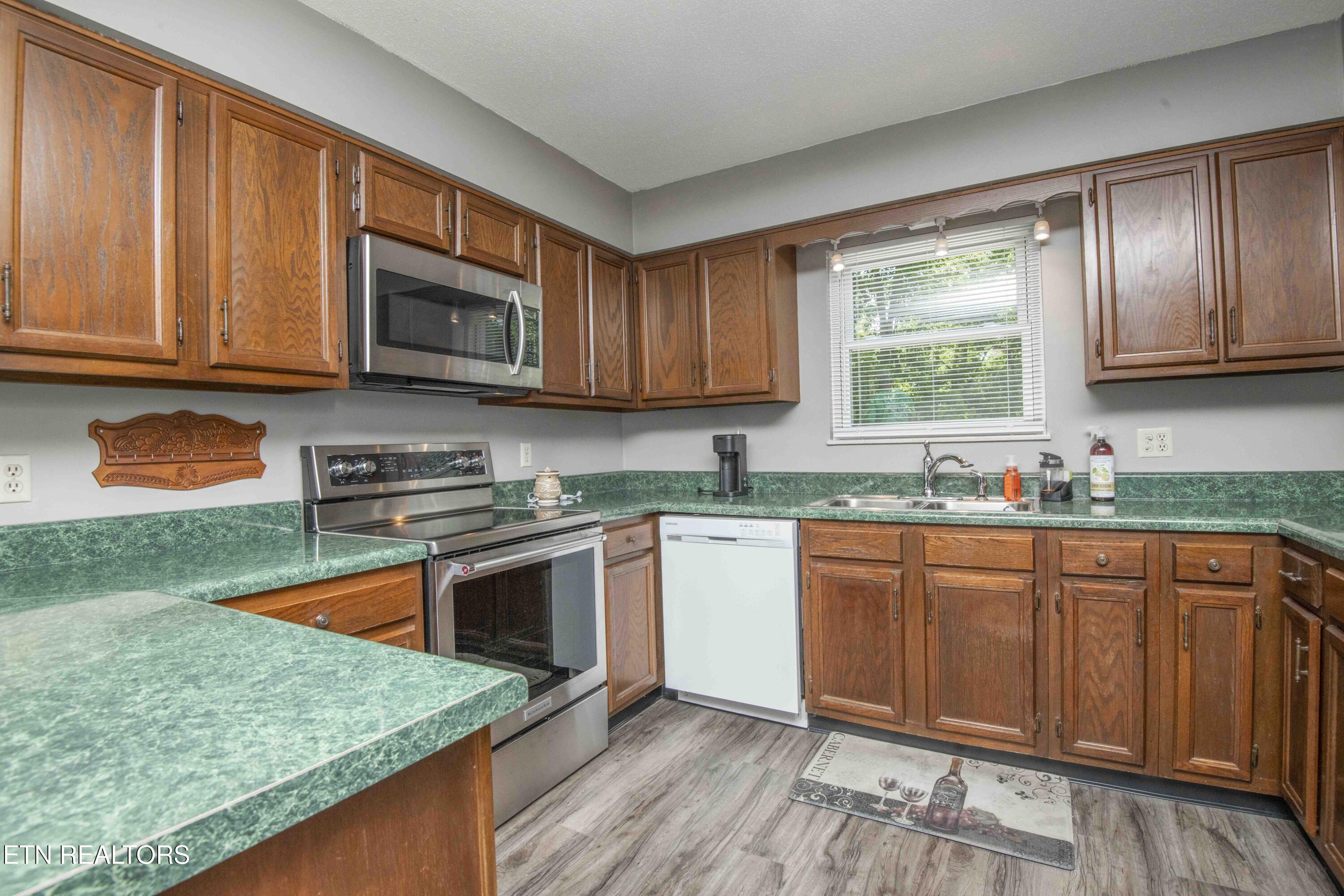 116 Stair Lane Clinton TN 37716