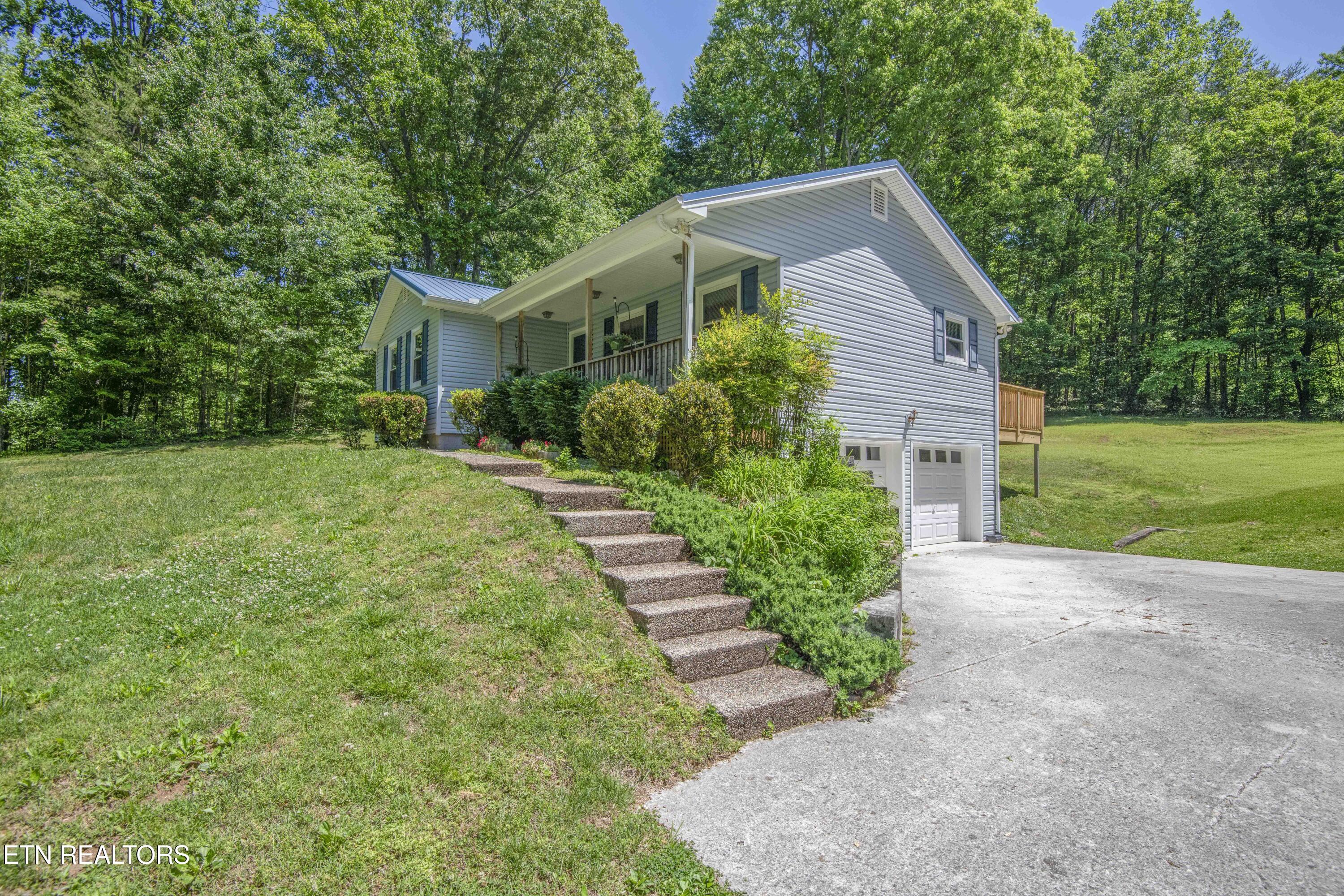 116 Stair Lane Clinton TN 37716