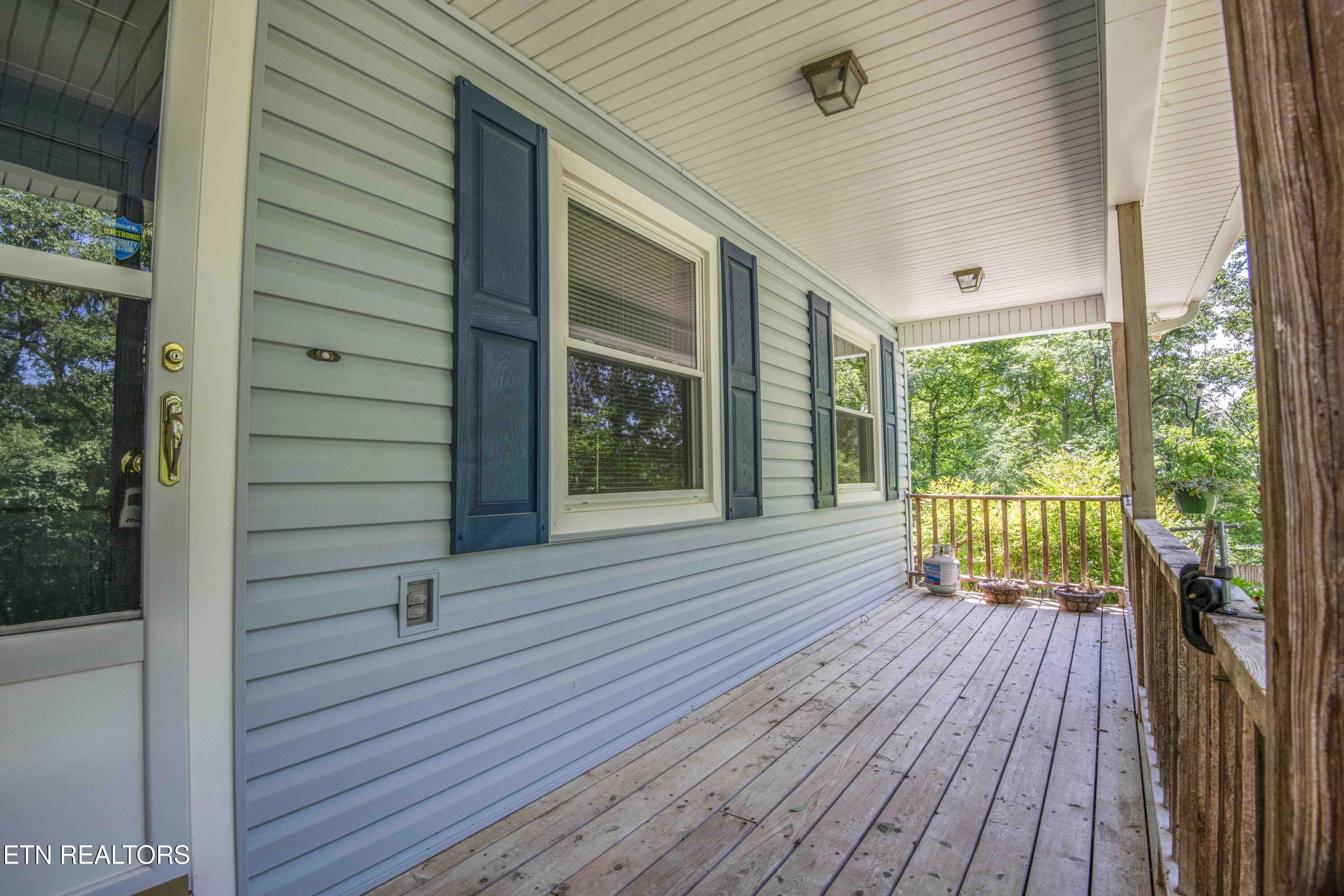116 Stair Lane Clinton TN 37716