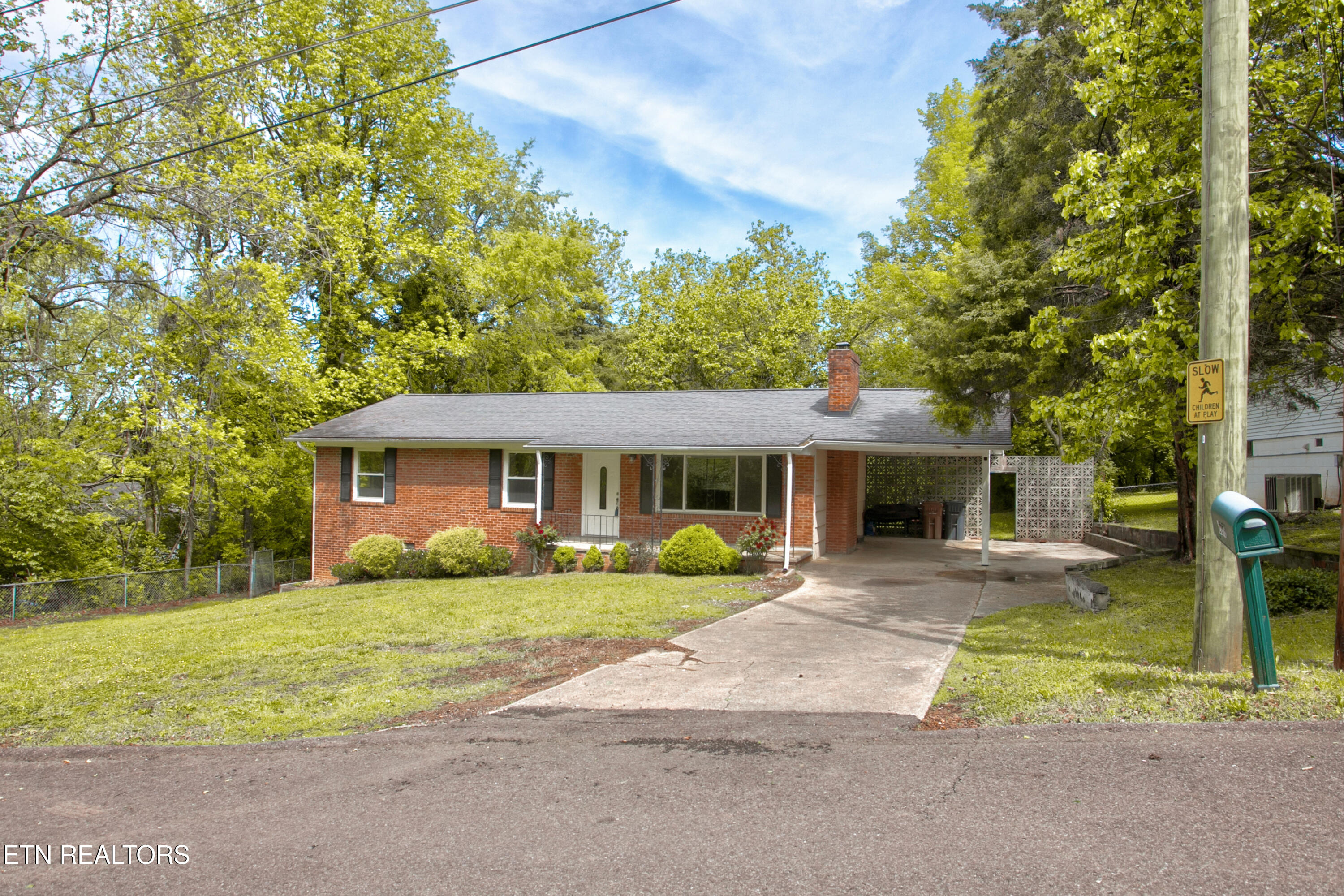 2516 Wayland Avenue Knoxville TN 37914