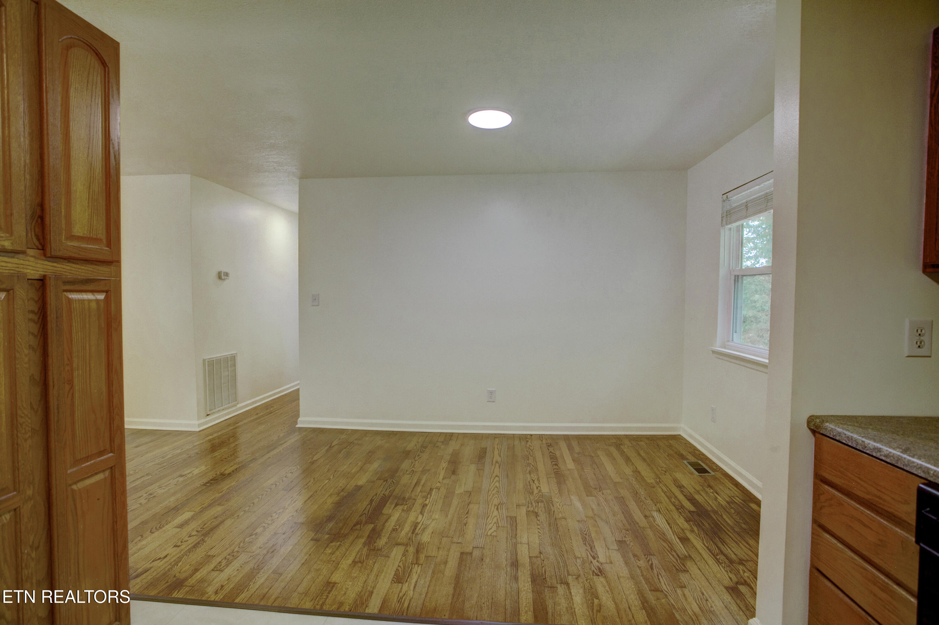 2516 Wayland Avenue Knoxville TN 37914