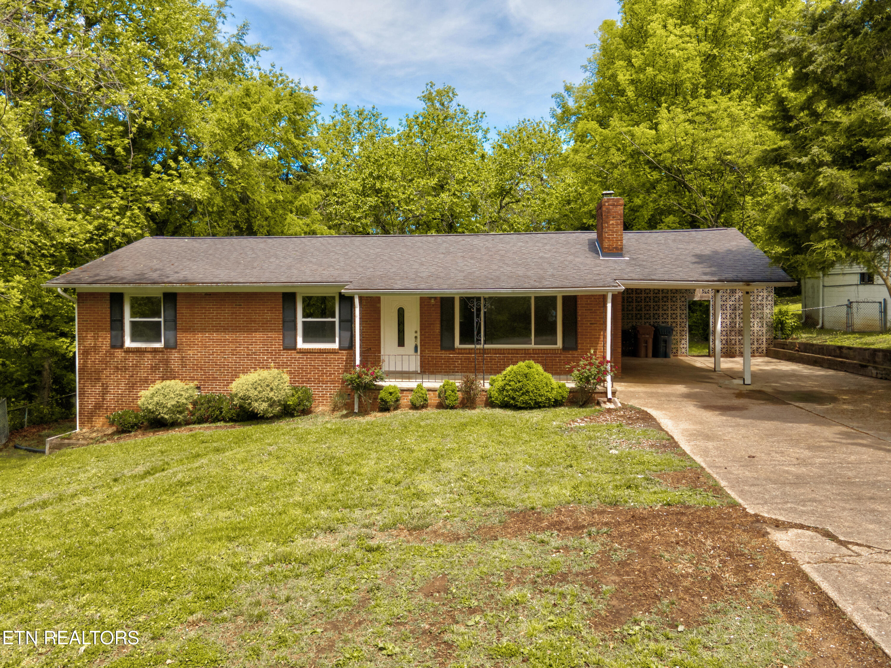 2516 Wayland Avenue Knoxville TN 37914