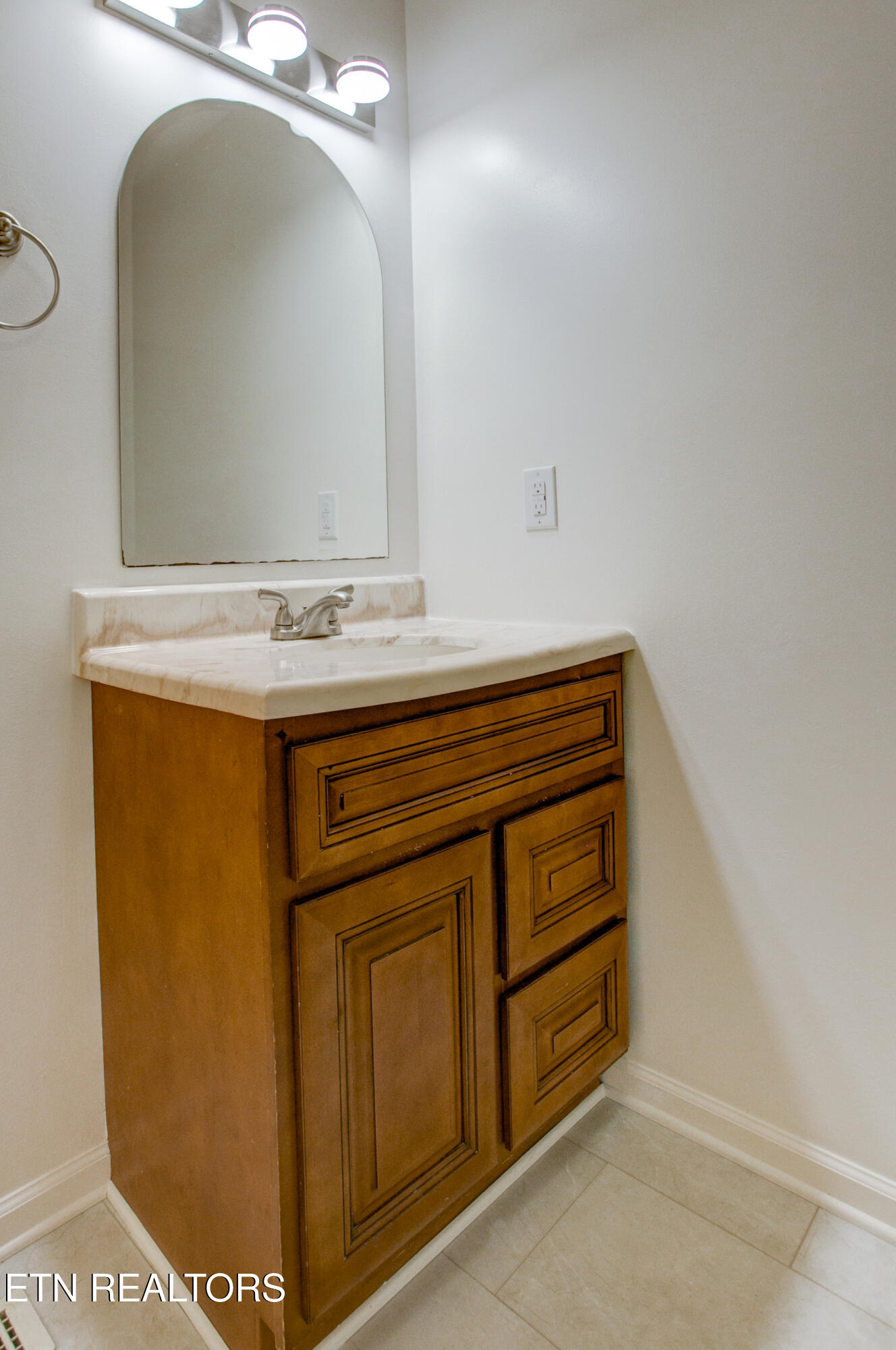 2516 Wayland Avenue Knoxville TN 37914