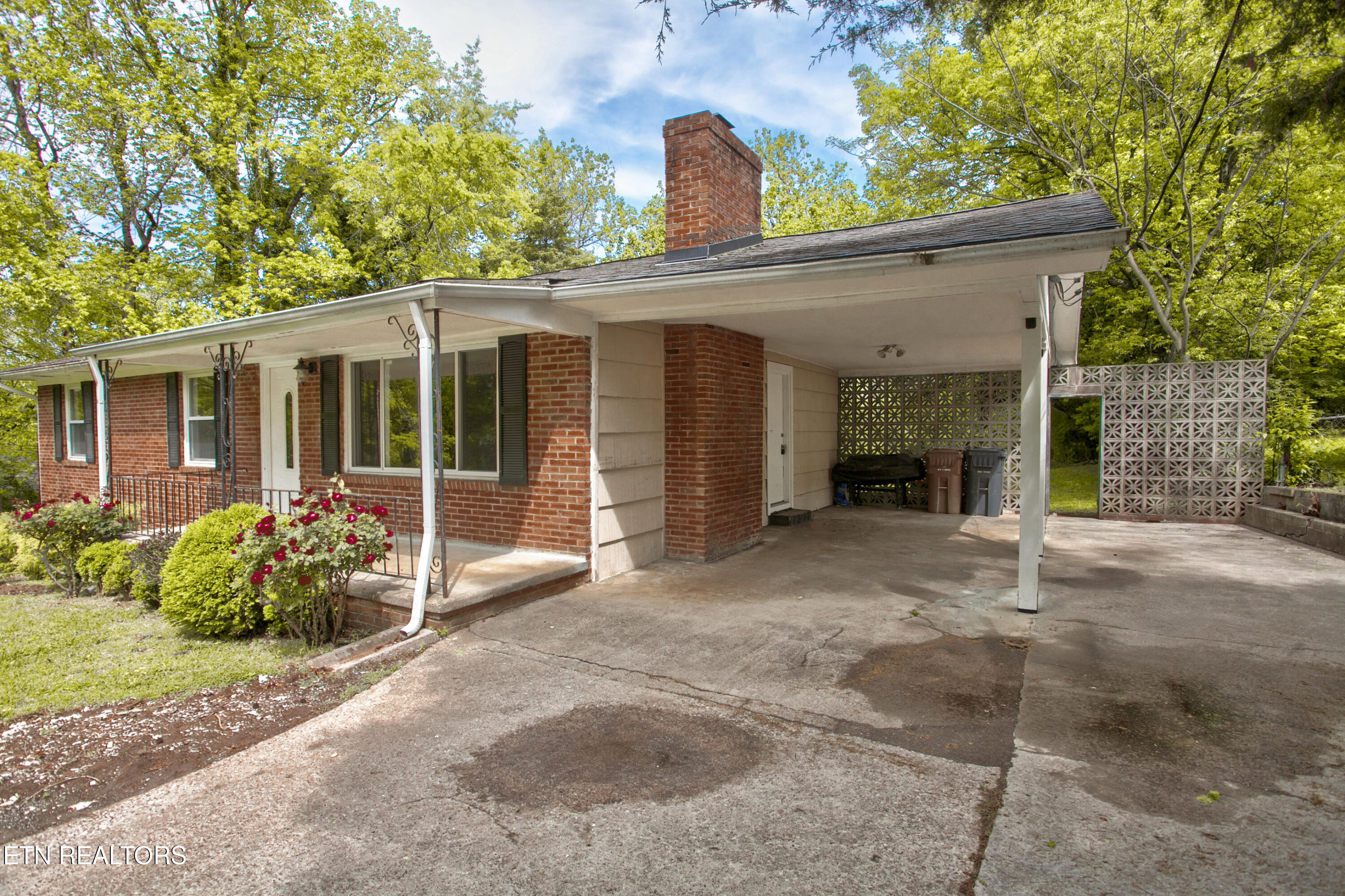 2516 Wayland Avenue Knoxville TN 37914
