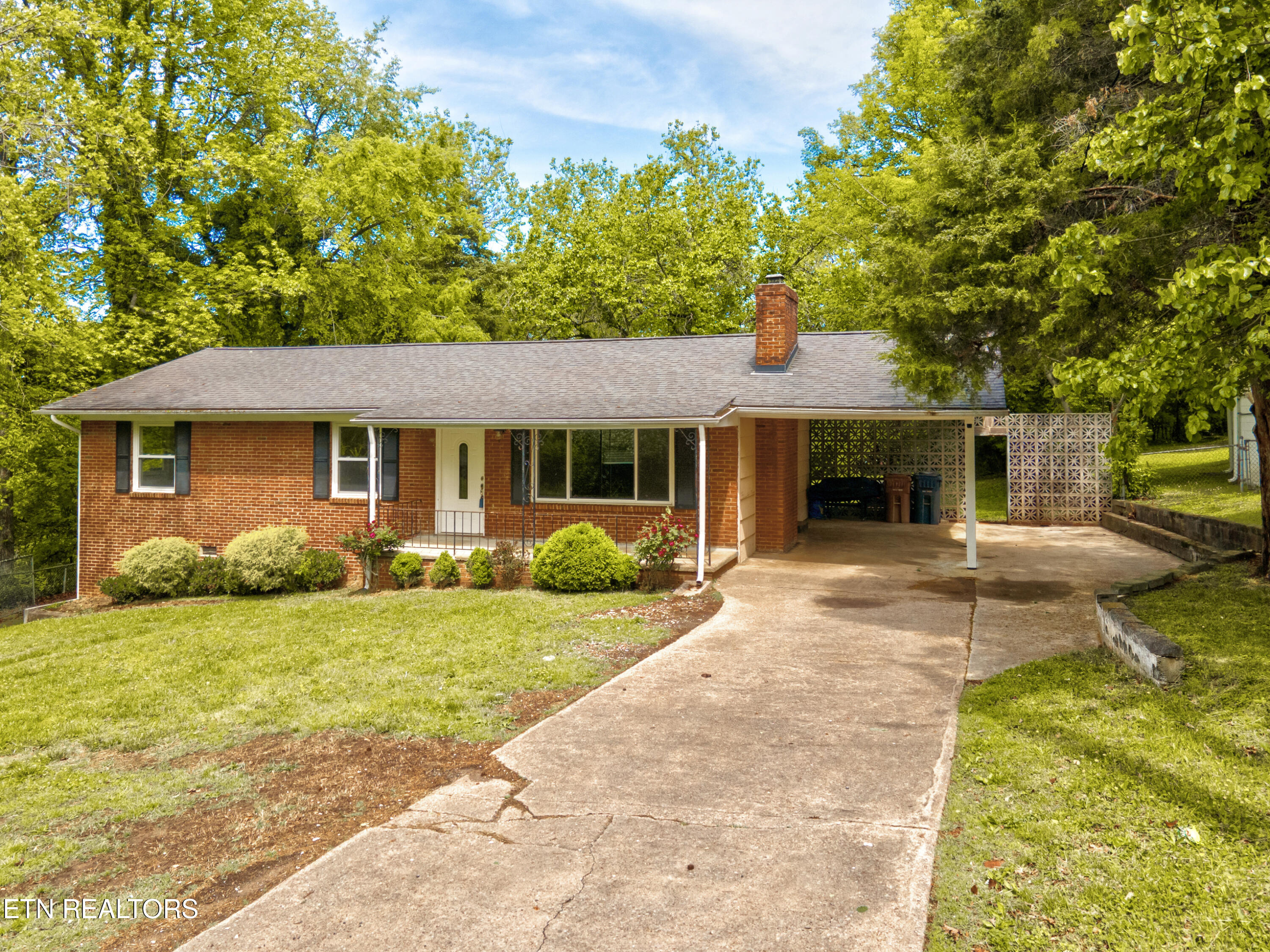2516 Wayland Avenue Knoxville TN 37914