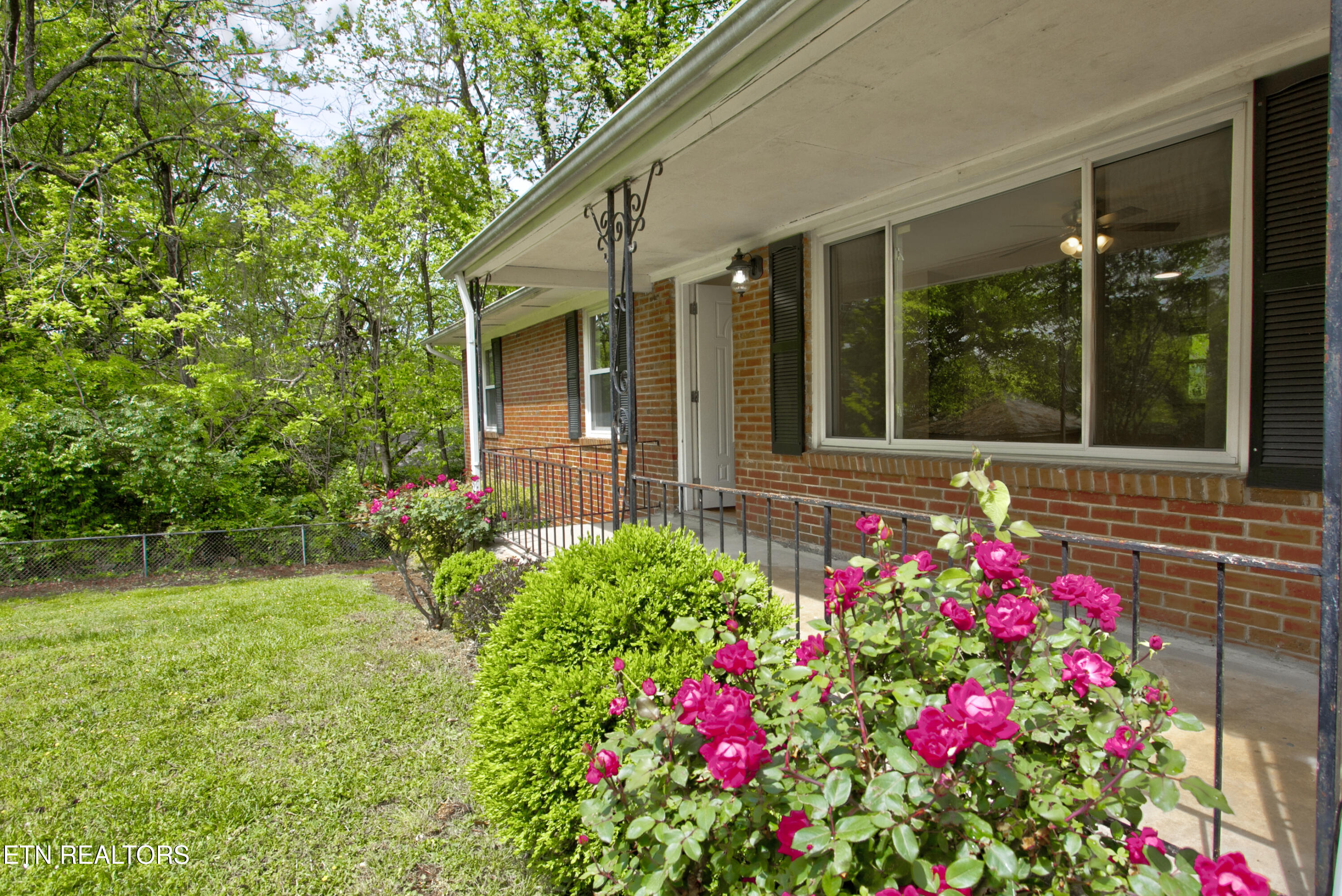 2516 Wayland Avenue Knoxville TN 37914