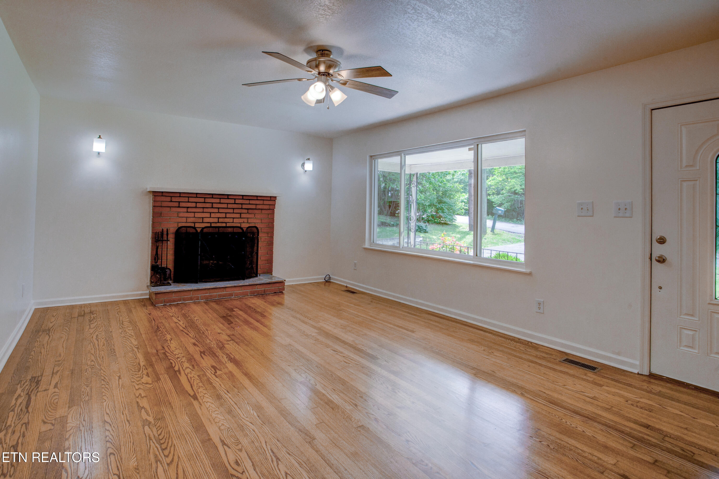 2516 Wayland Avenue Knoxville TN 37914