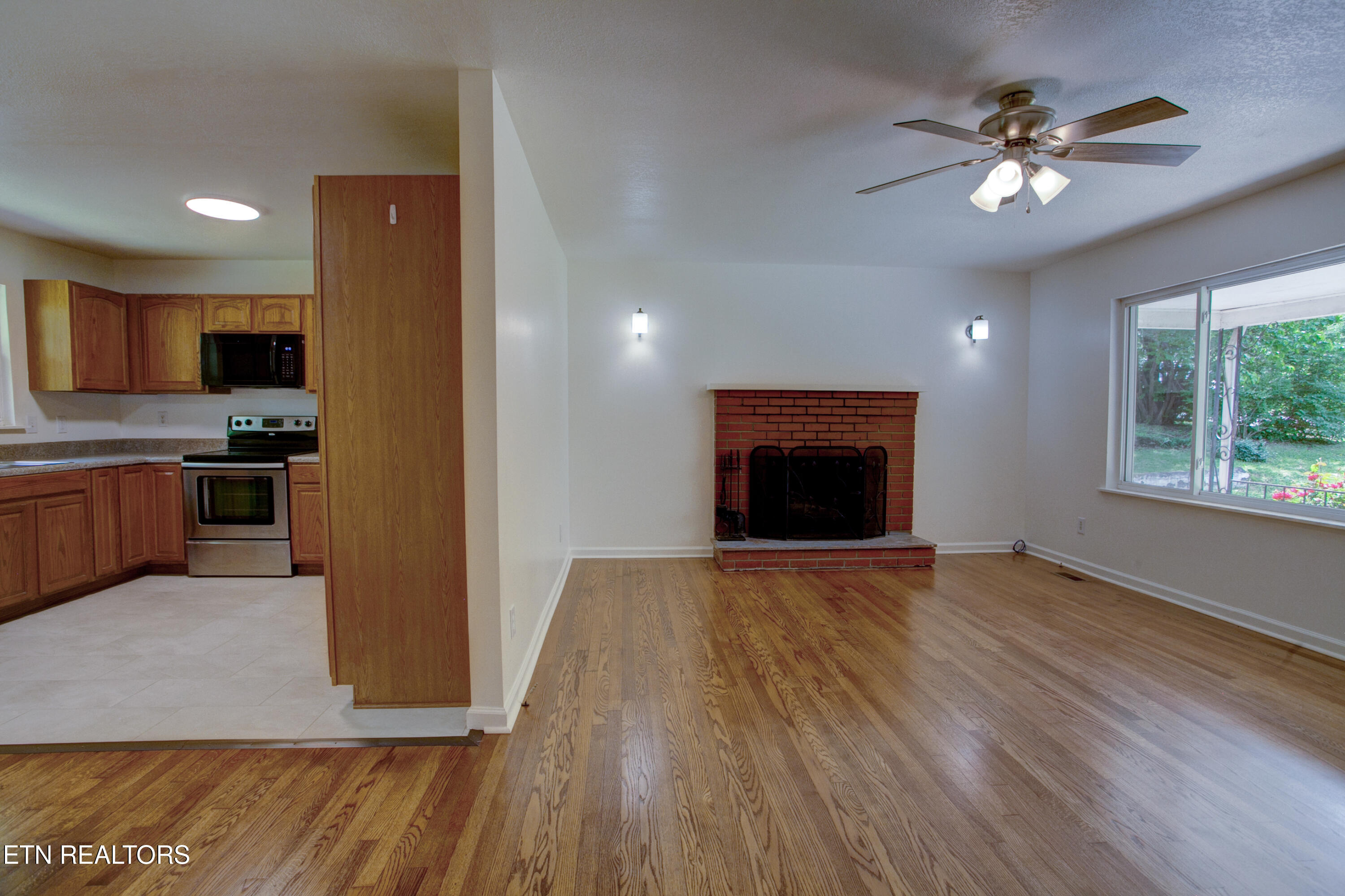 2516 Wayland Avenue Knoxville TN 37914