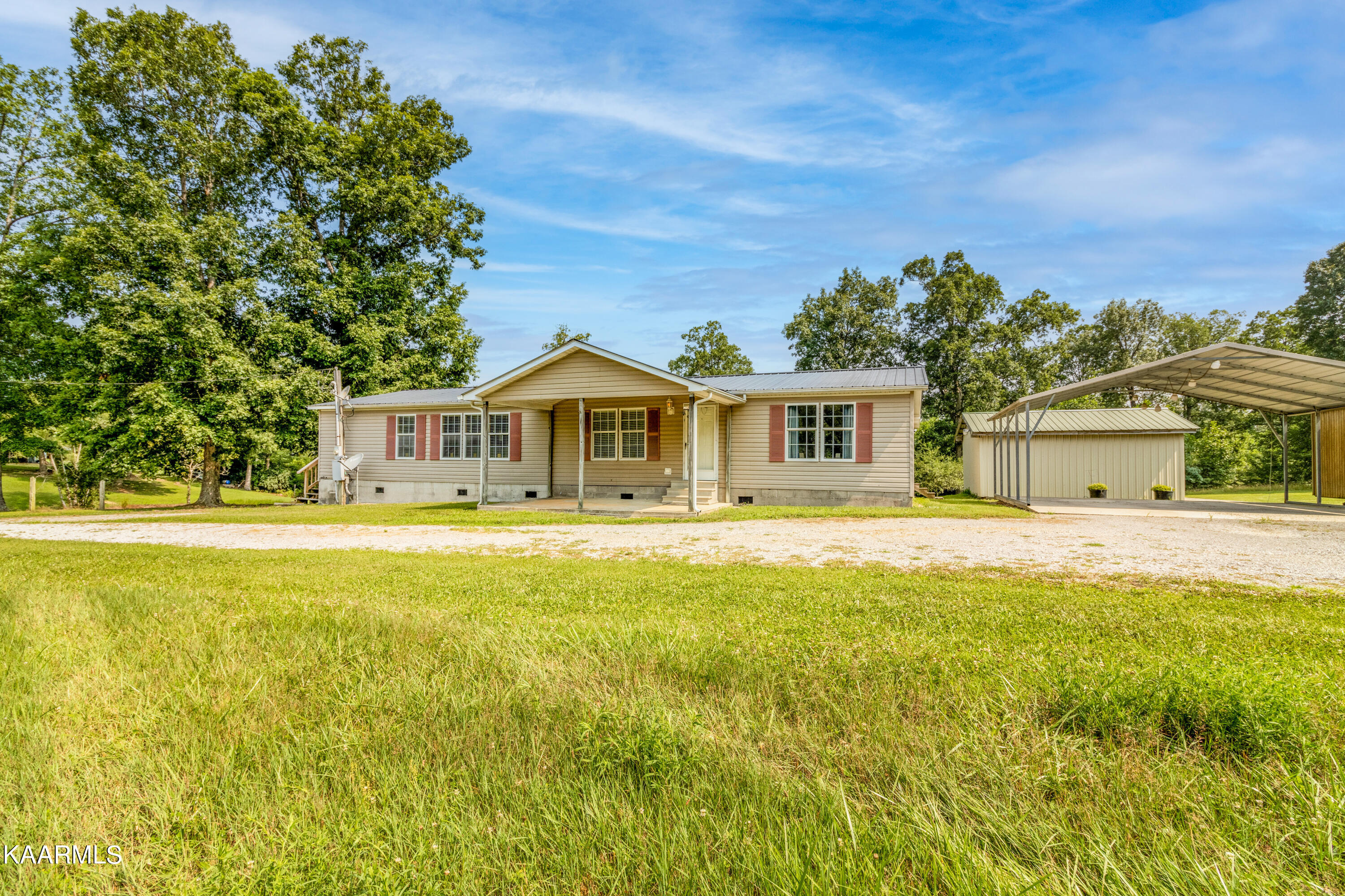 2583 Howard Springs Road Crossville TN 38571