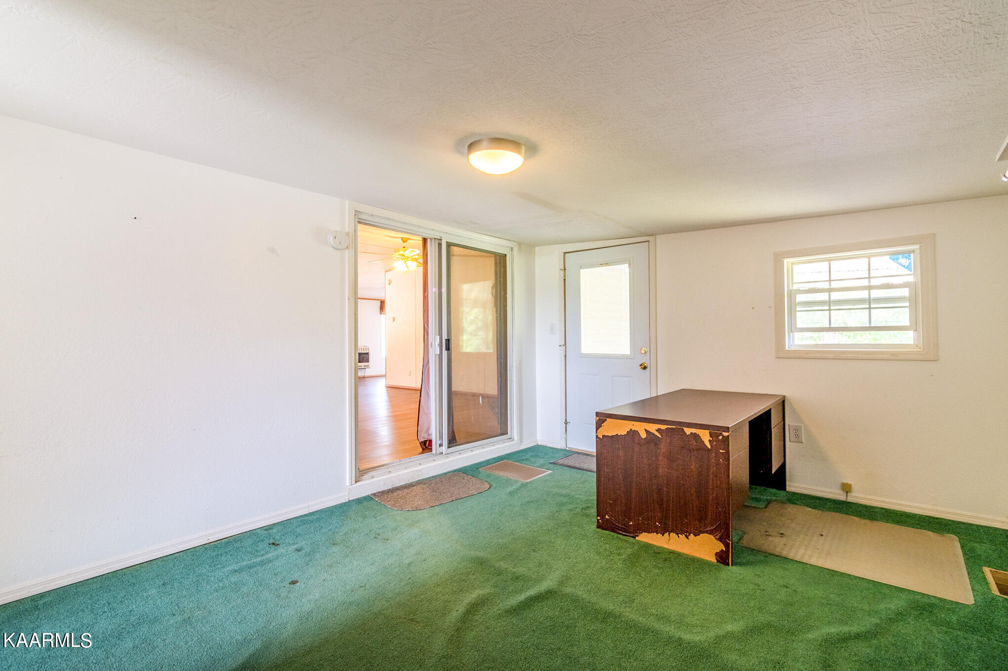 2583 Howard Springs Road Crossville TN 38571
