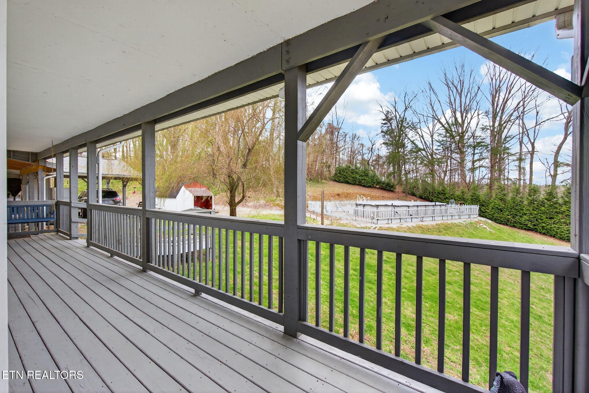 314 Smyrna Road Byrdstown TN 38549