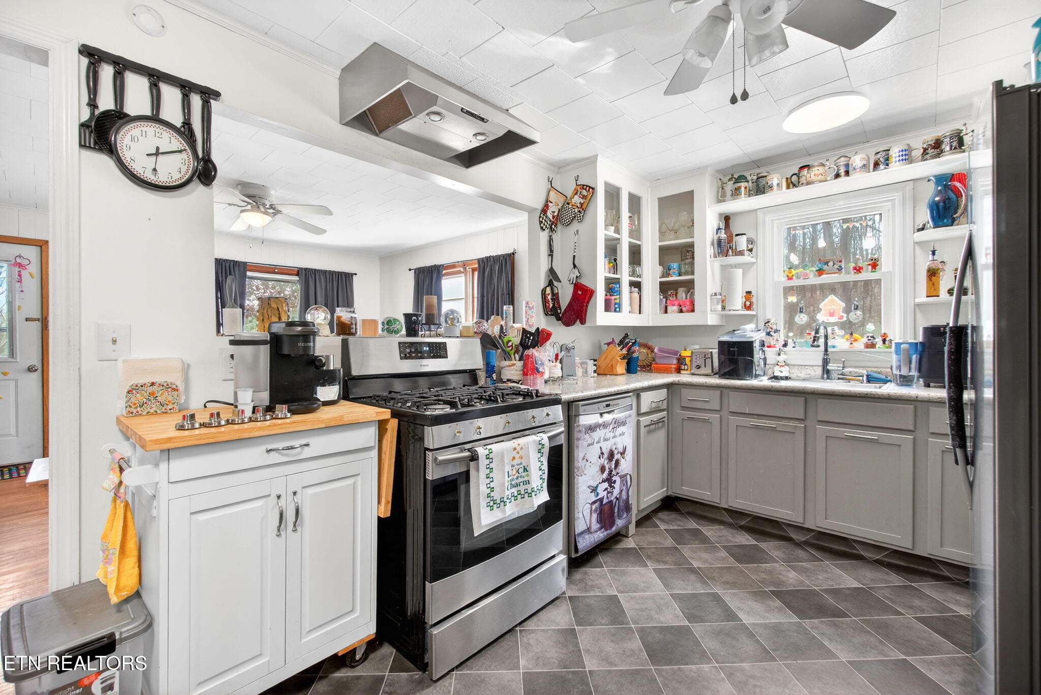 314 Smyrna Road Byrdstown TN 38549