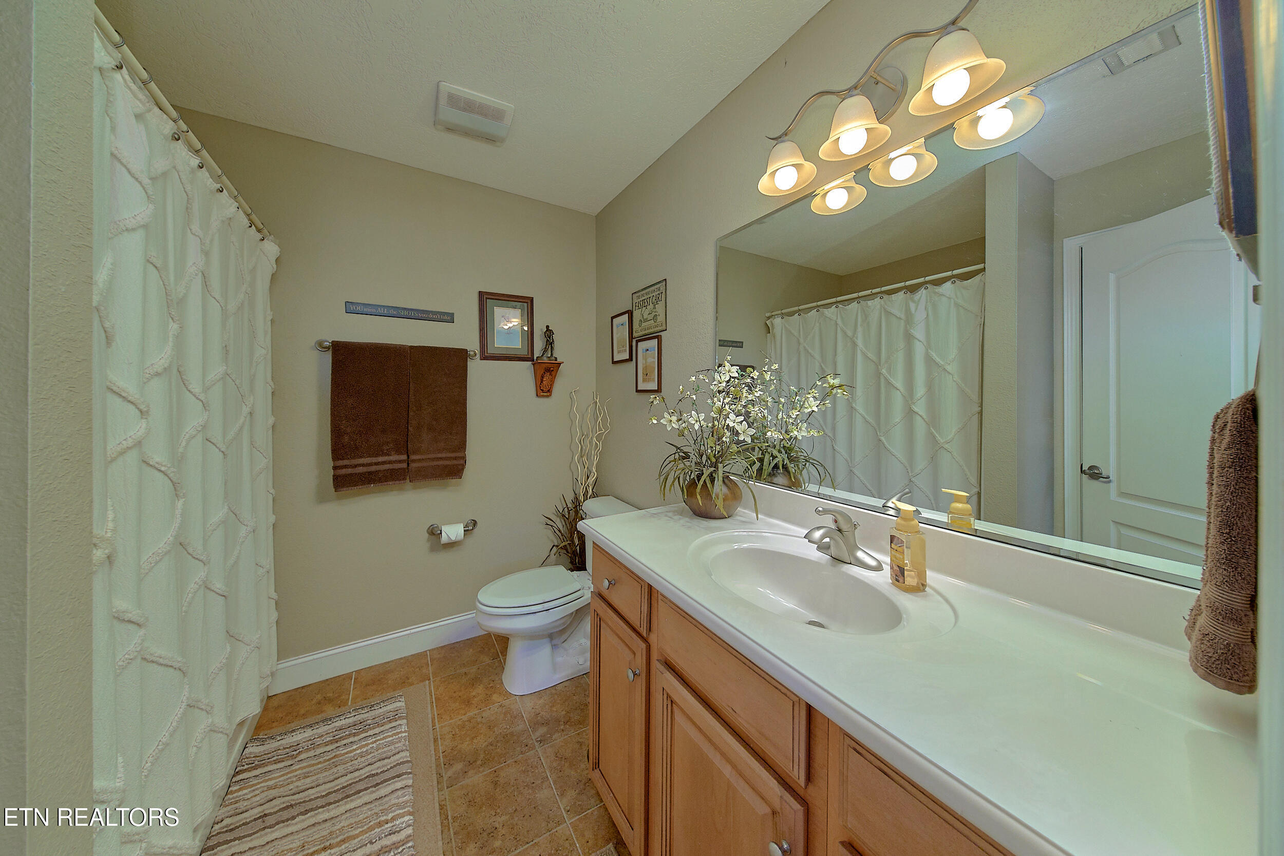 6005 Stratford Park Boulevard Knoxville TN 37912