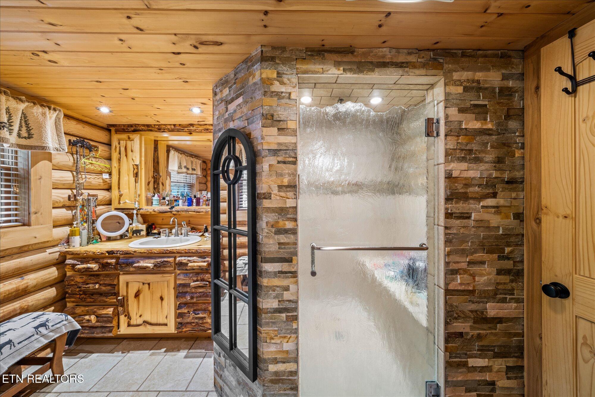 2820 Old Country Way Sevierville TN 37862