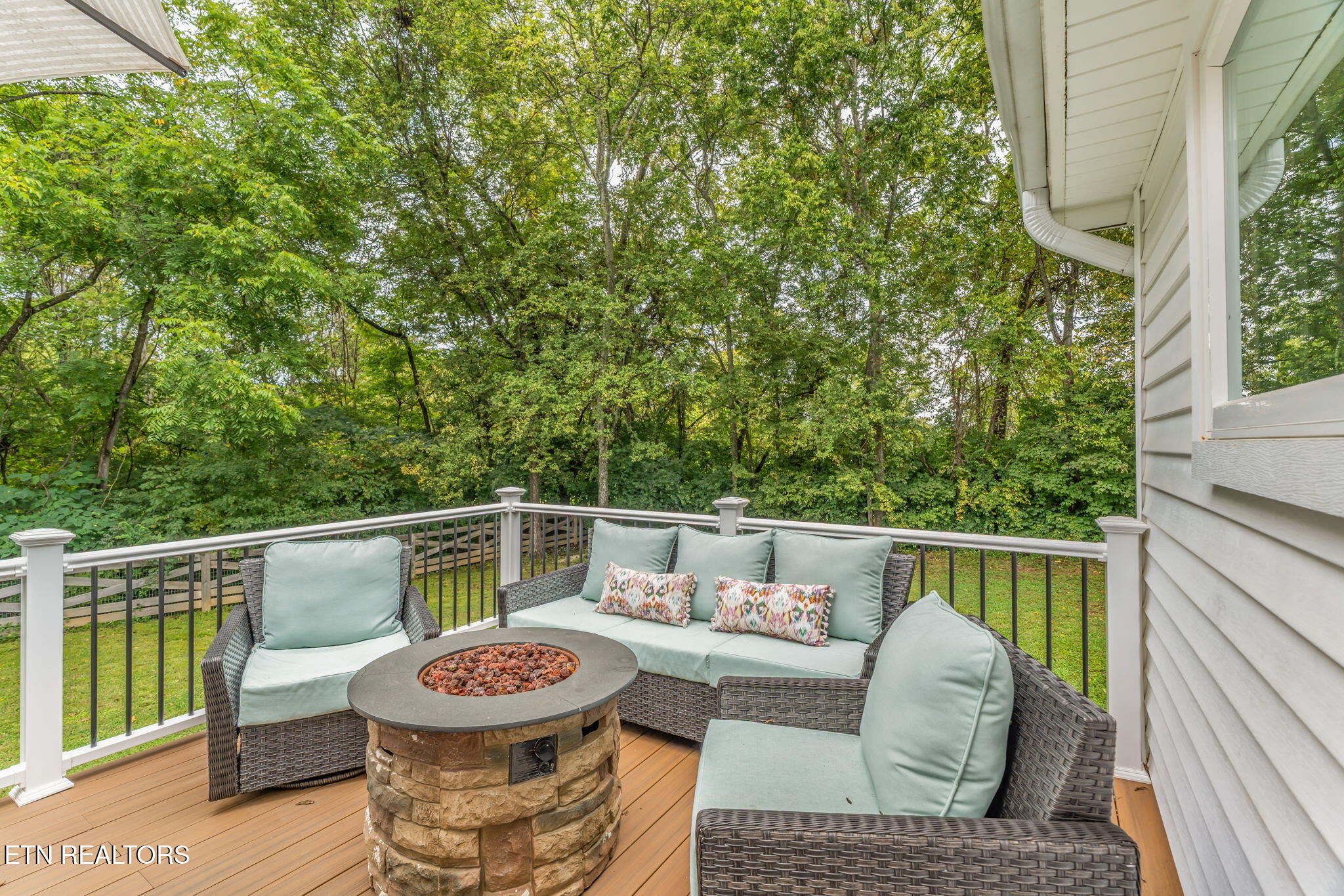 10101 Westland Drive Knoxville TN 37922
