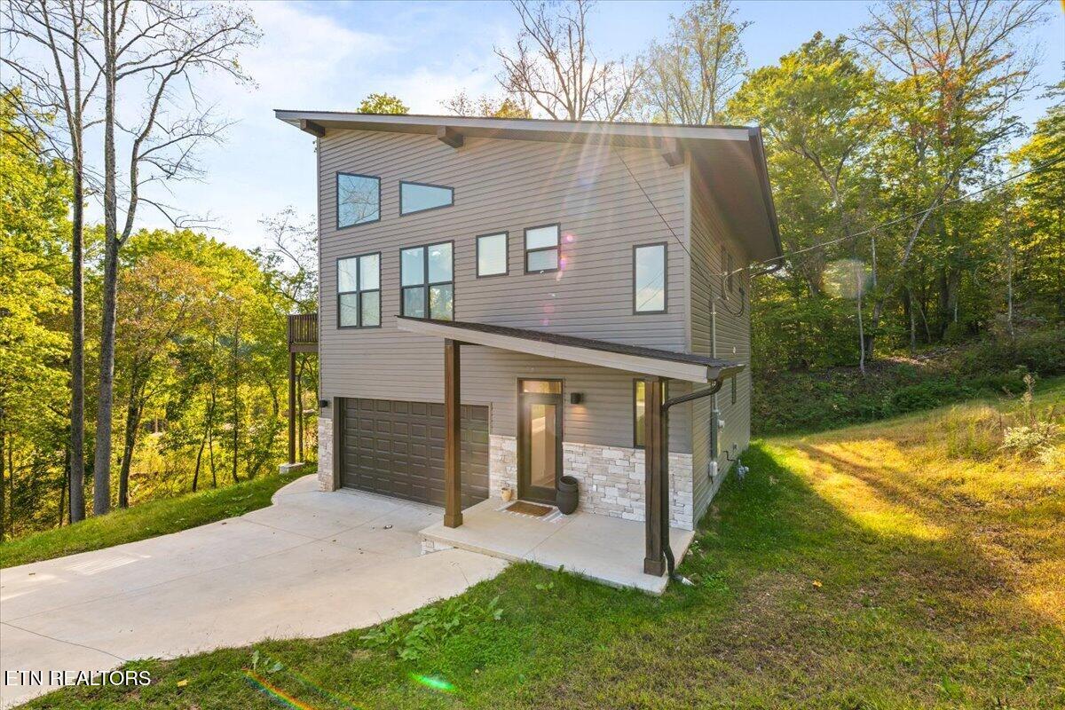 120 Stem Lane Clinton TN 37716
