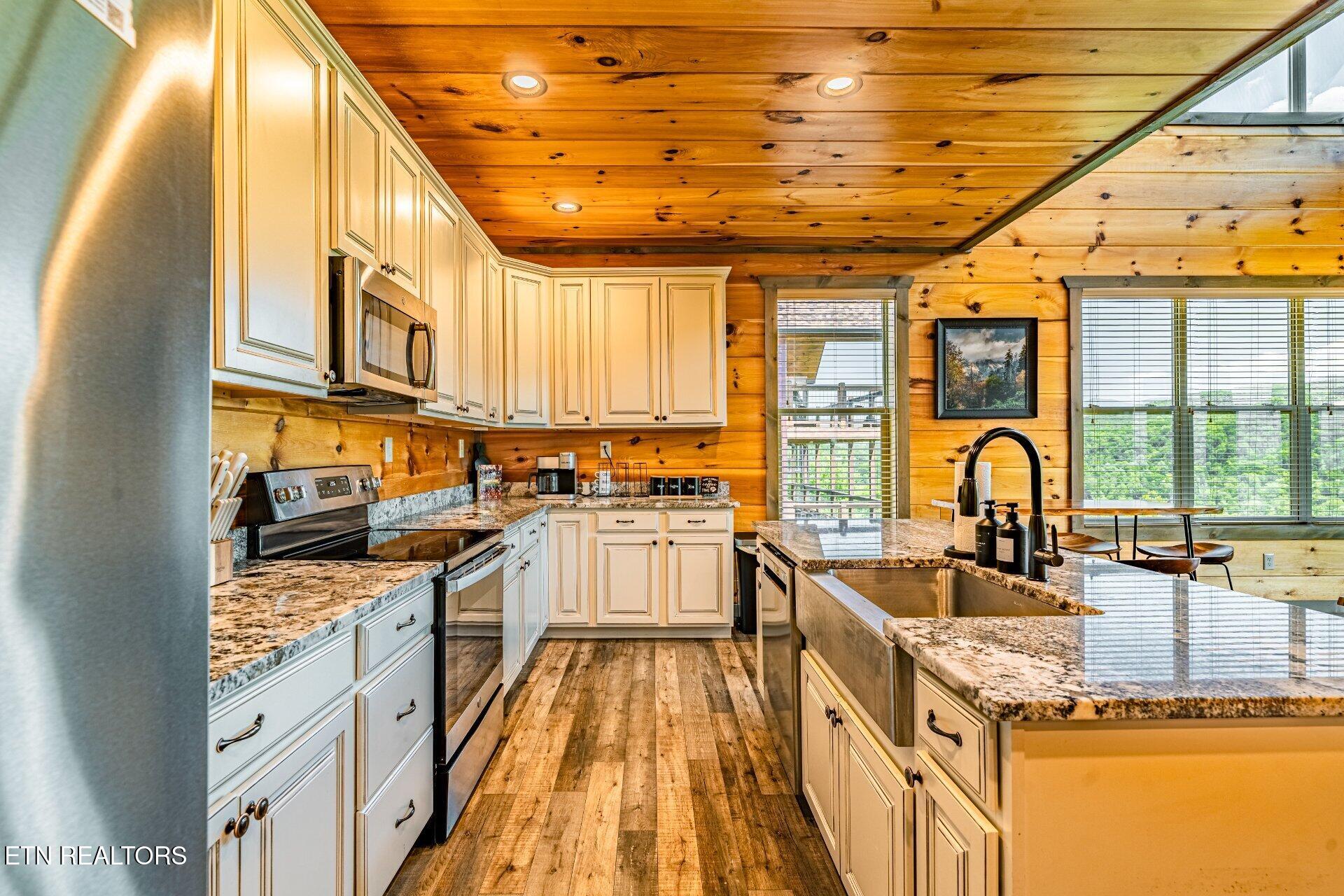 218 Pinnacle Drive Gatlinburg TN 37738
