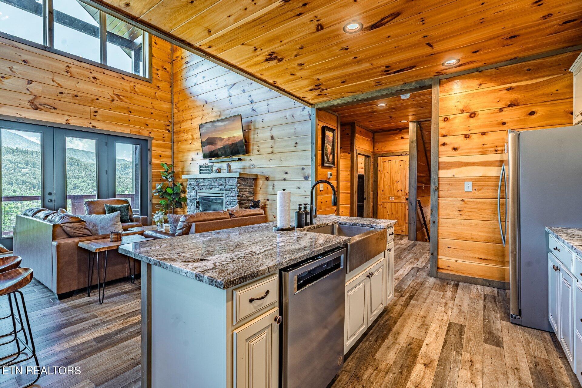 218 Pinnacle Drive Gatlinburg TN 37738