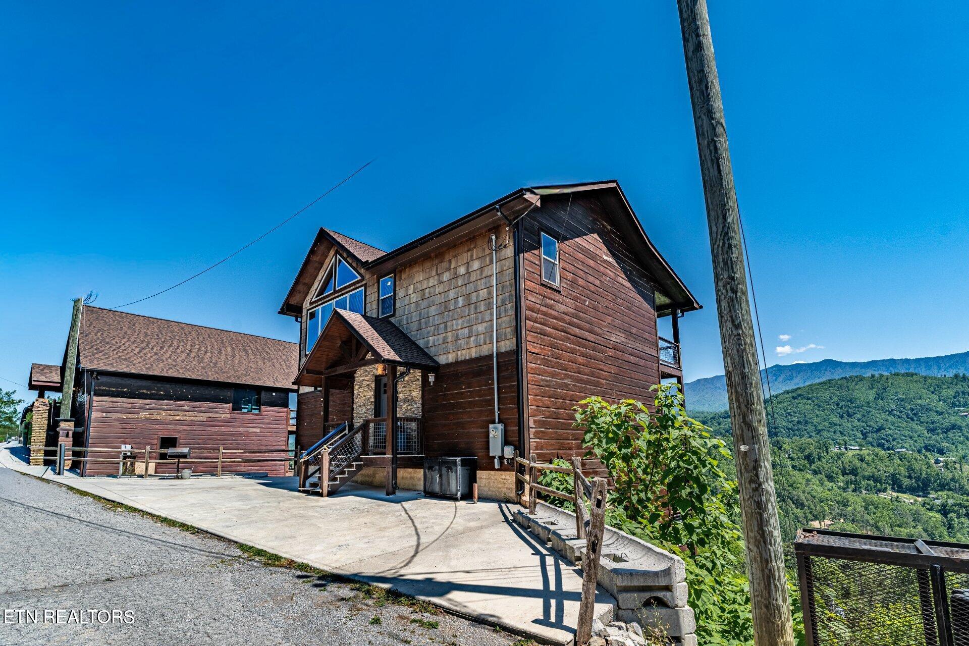 218 Pinnacle Drive Gatlinburg TN 37738