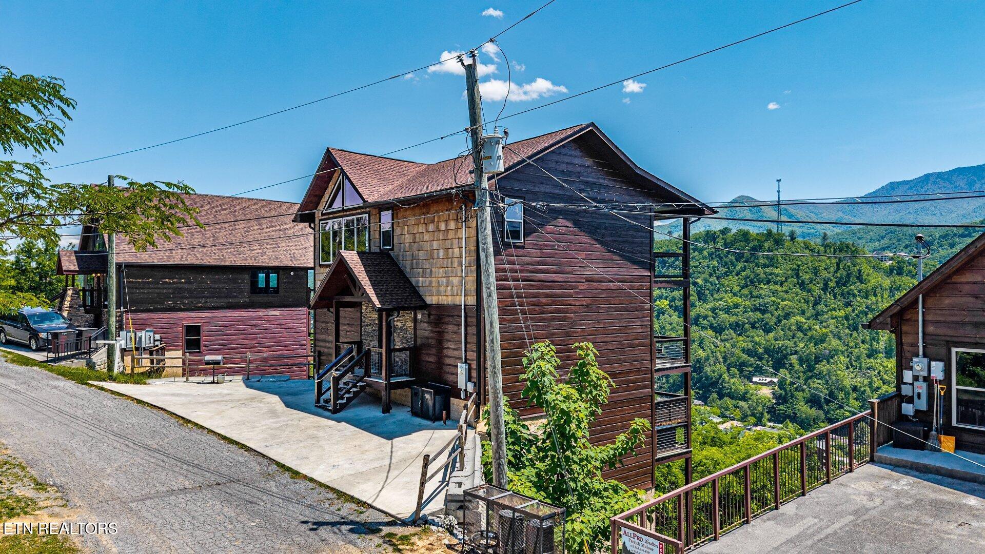 218 Pinnacle Drive Gatlinburg TN 37738
