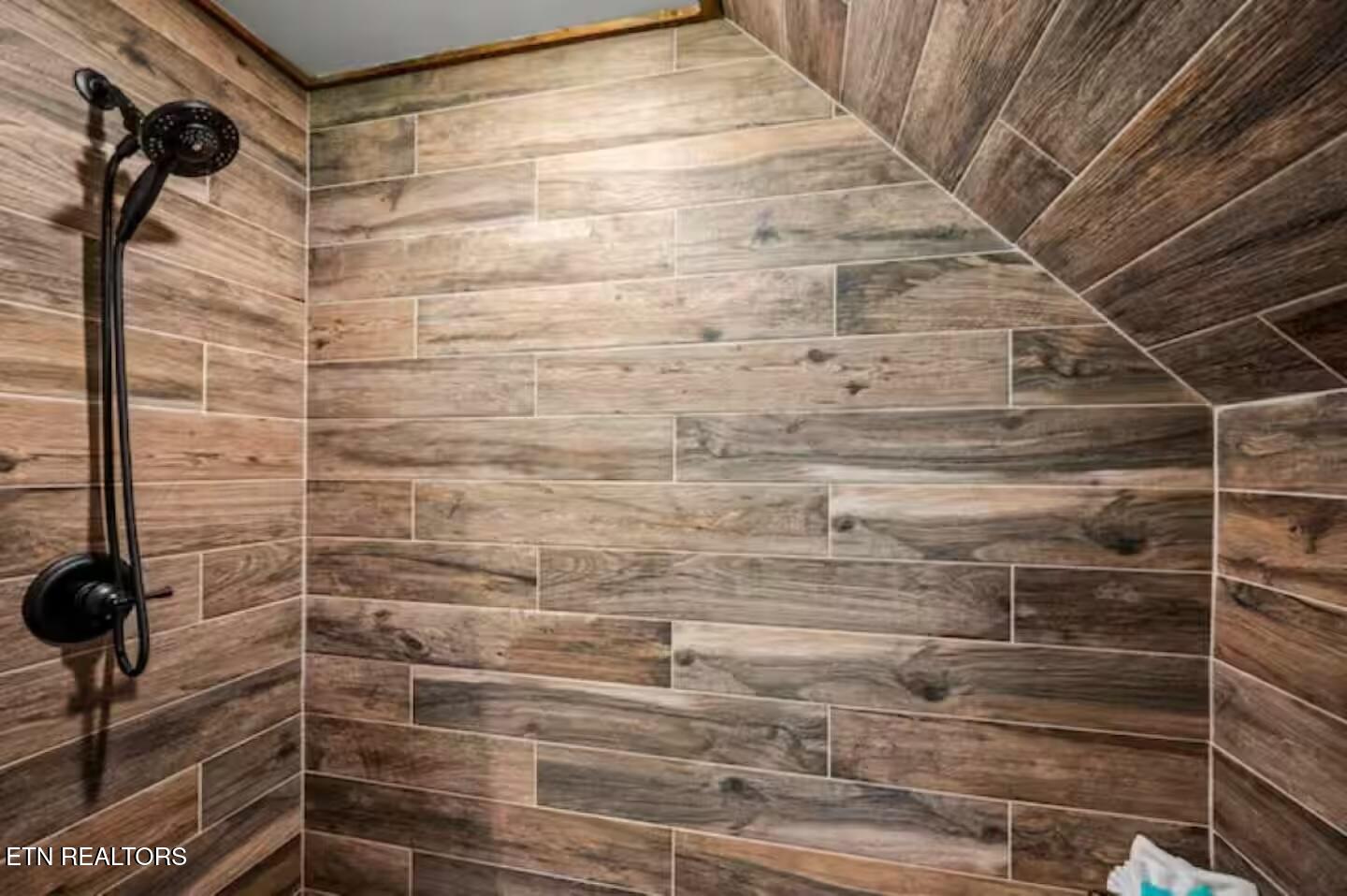 2169 Newt Huff Lane Sevierville TN 37862