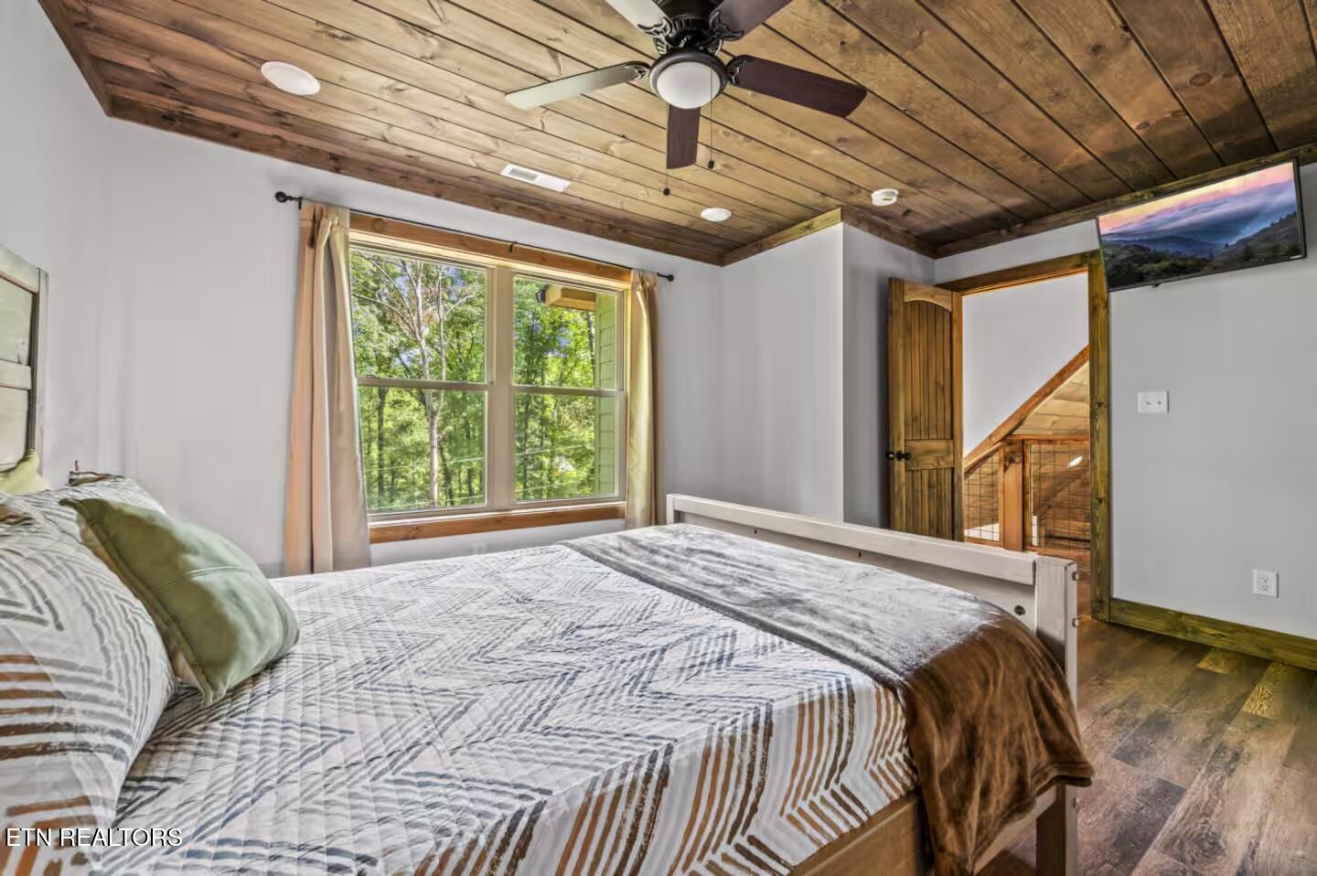 2169 Newt Huff Lane Sevierville TN 37862