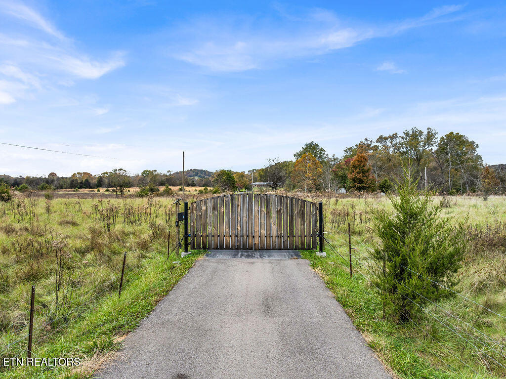 1271 Whitaker Road New Market TN 37820