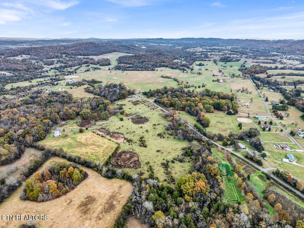 1271 Whitaker Road New Market TN 37820