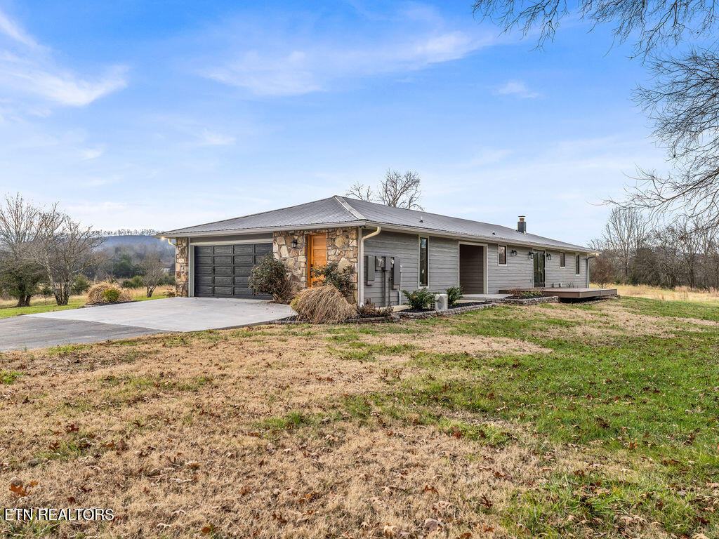 1271 Whitaker Road New Market TN 37820