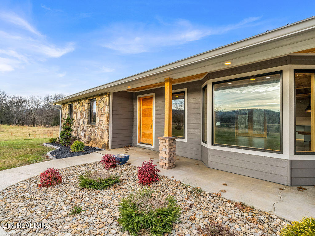 1271 Whitaker Road New Market TN 37820