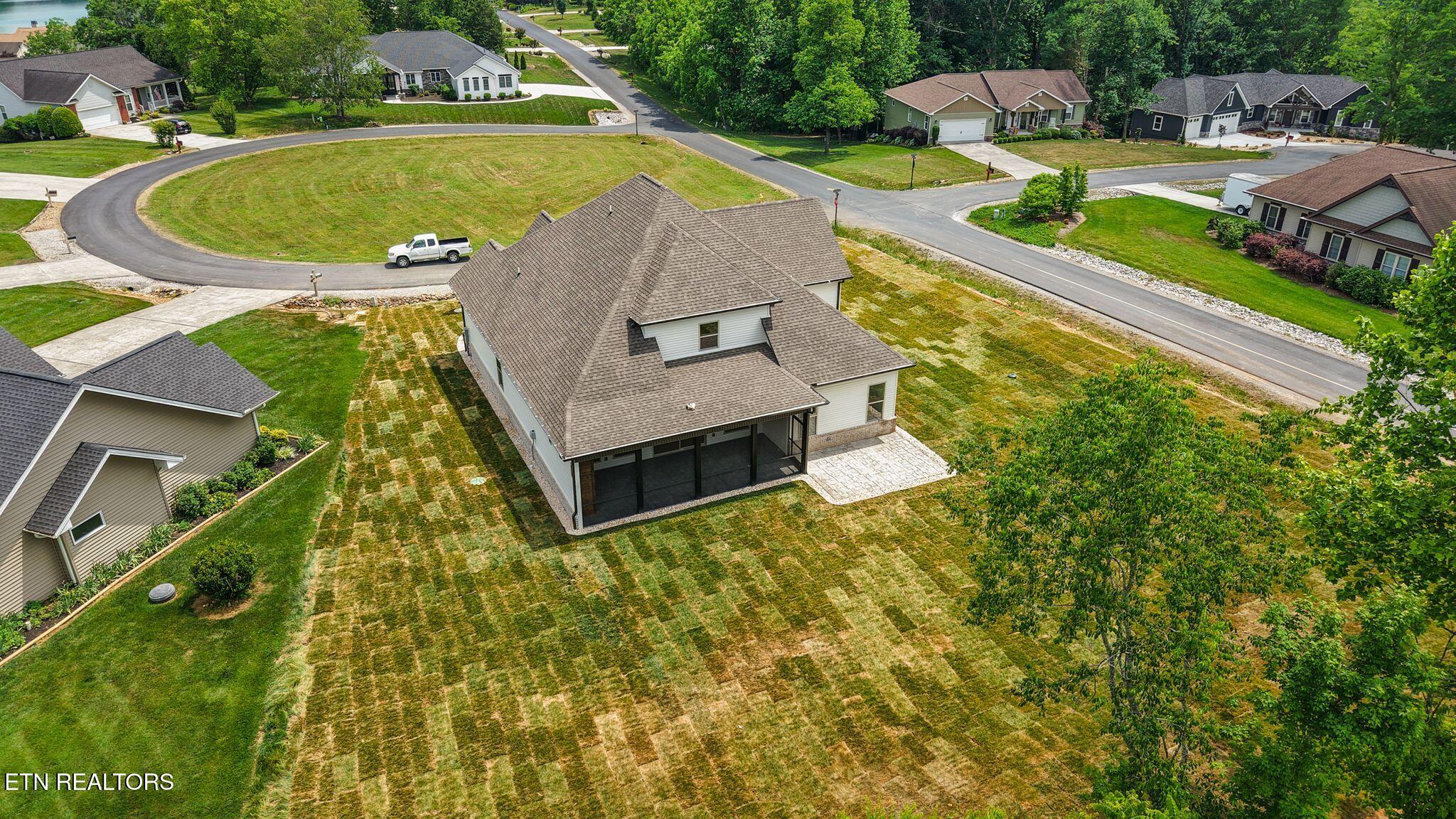 300 Oonoga Circle Loudon TN 37774