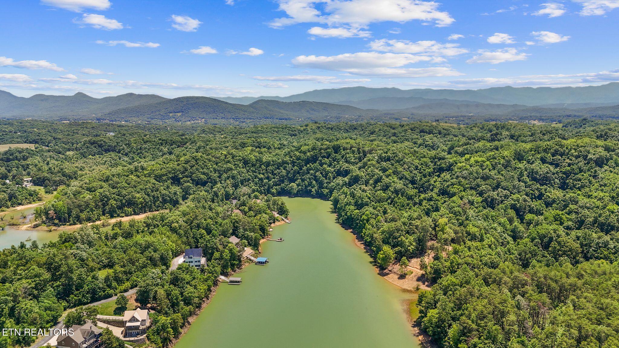 1138 Sanctuary Shores Way Sevierville TN 37876
