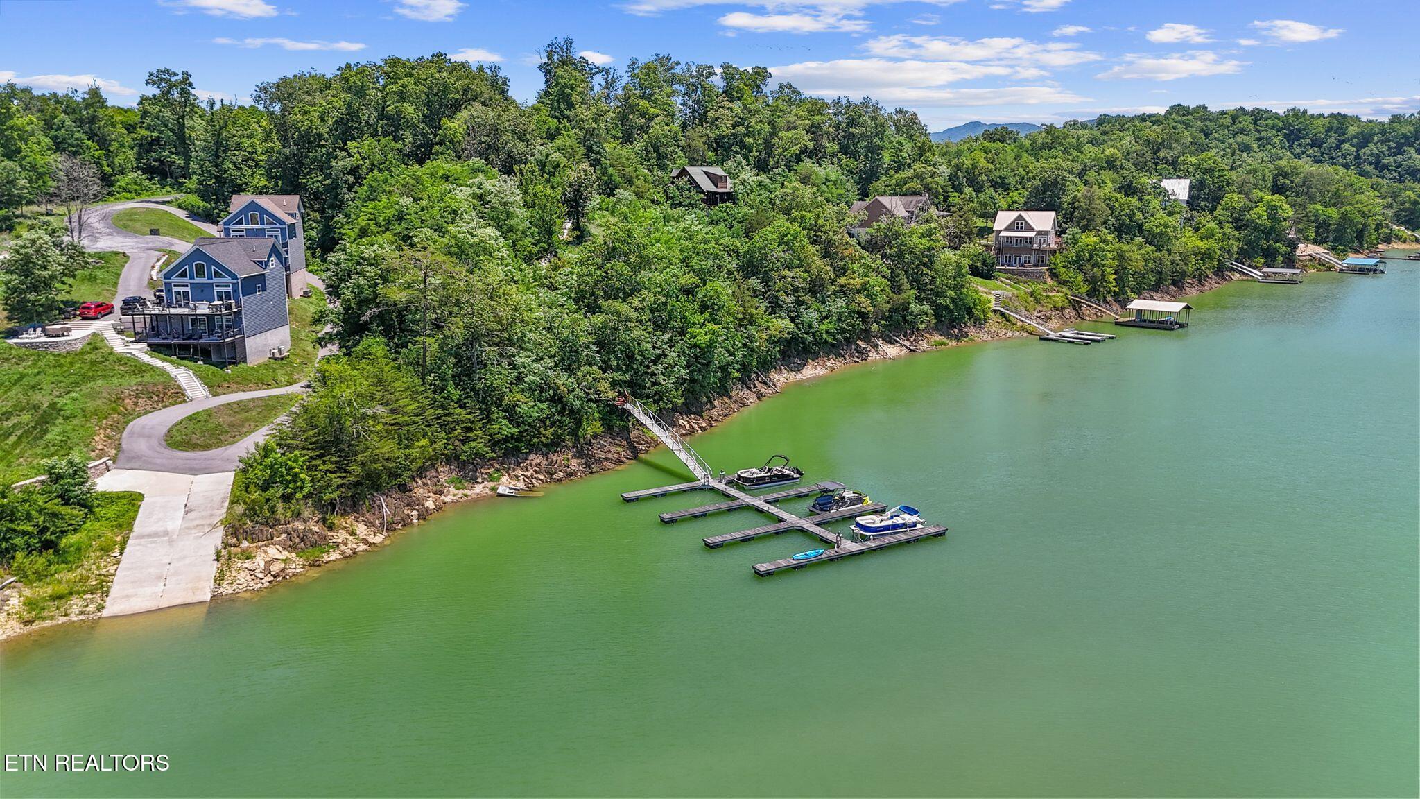 1138 Sanctuary Shores Way Sevierville TN 37876