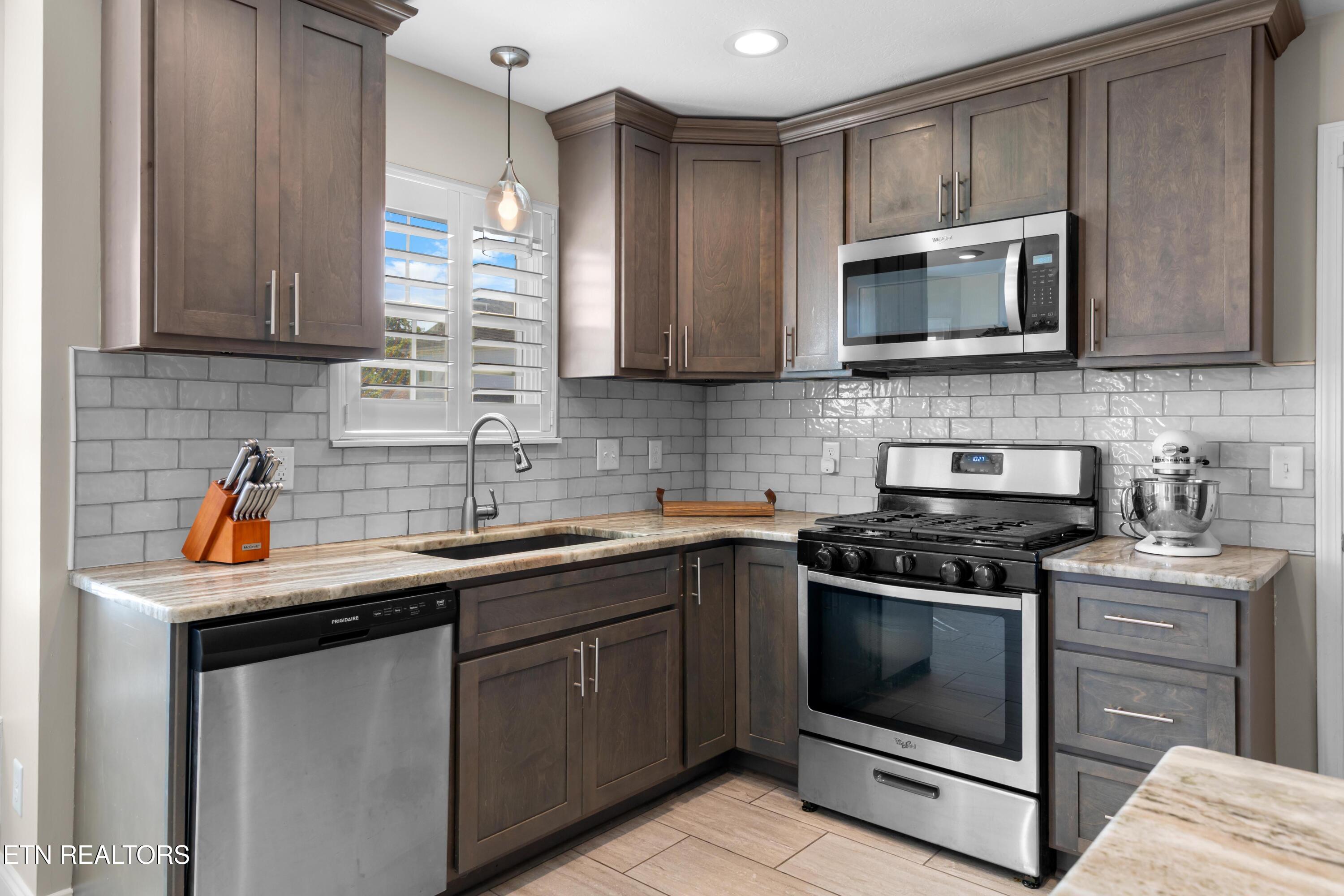4608 Sand Hill Lane Knoxville TN 37918