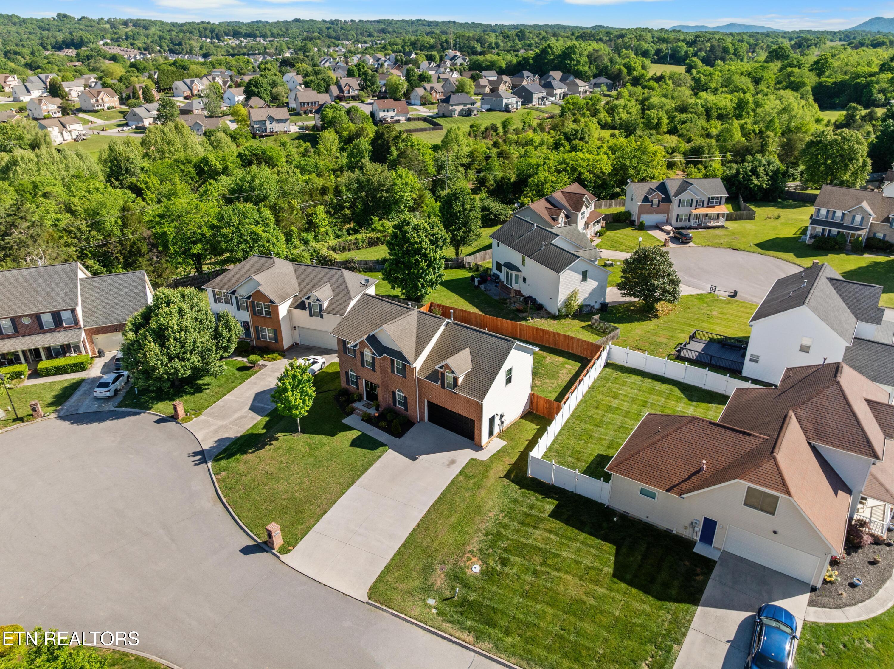 4608 Sand Hill Lane Knoxville TN 37918