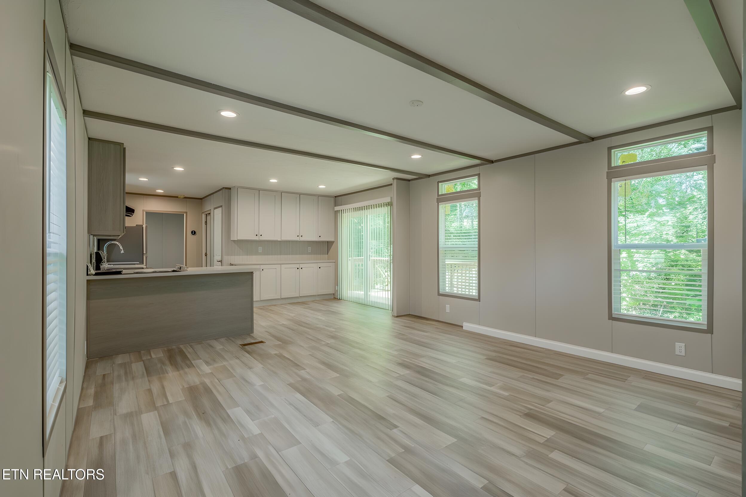 136 Sugar Road Oliver Springs TN 37840