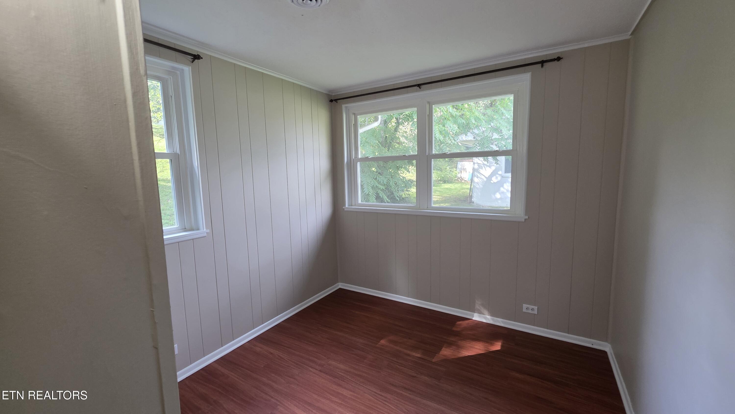 124 S Purdue Avenue Oak Ridge TN 37830