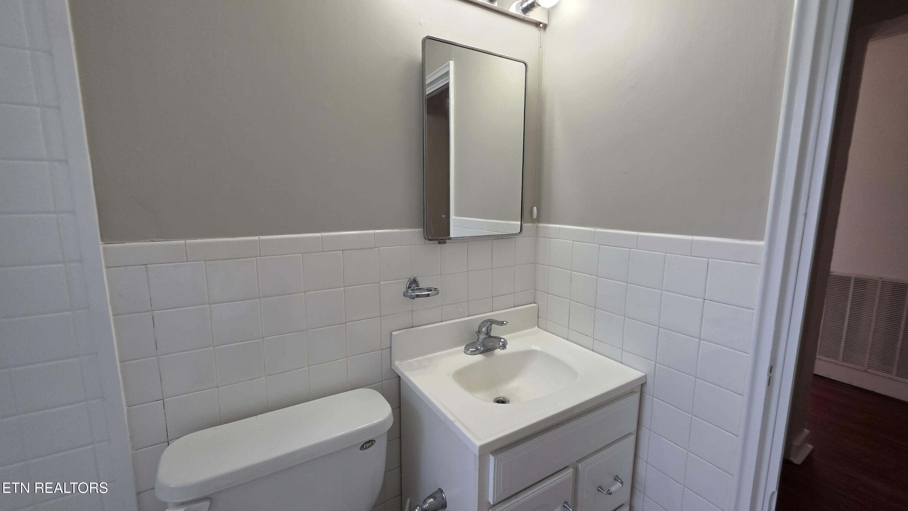 124 S Purdue Avenue Oak Ridge TN 37830