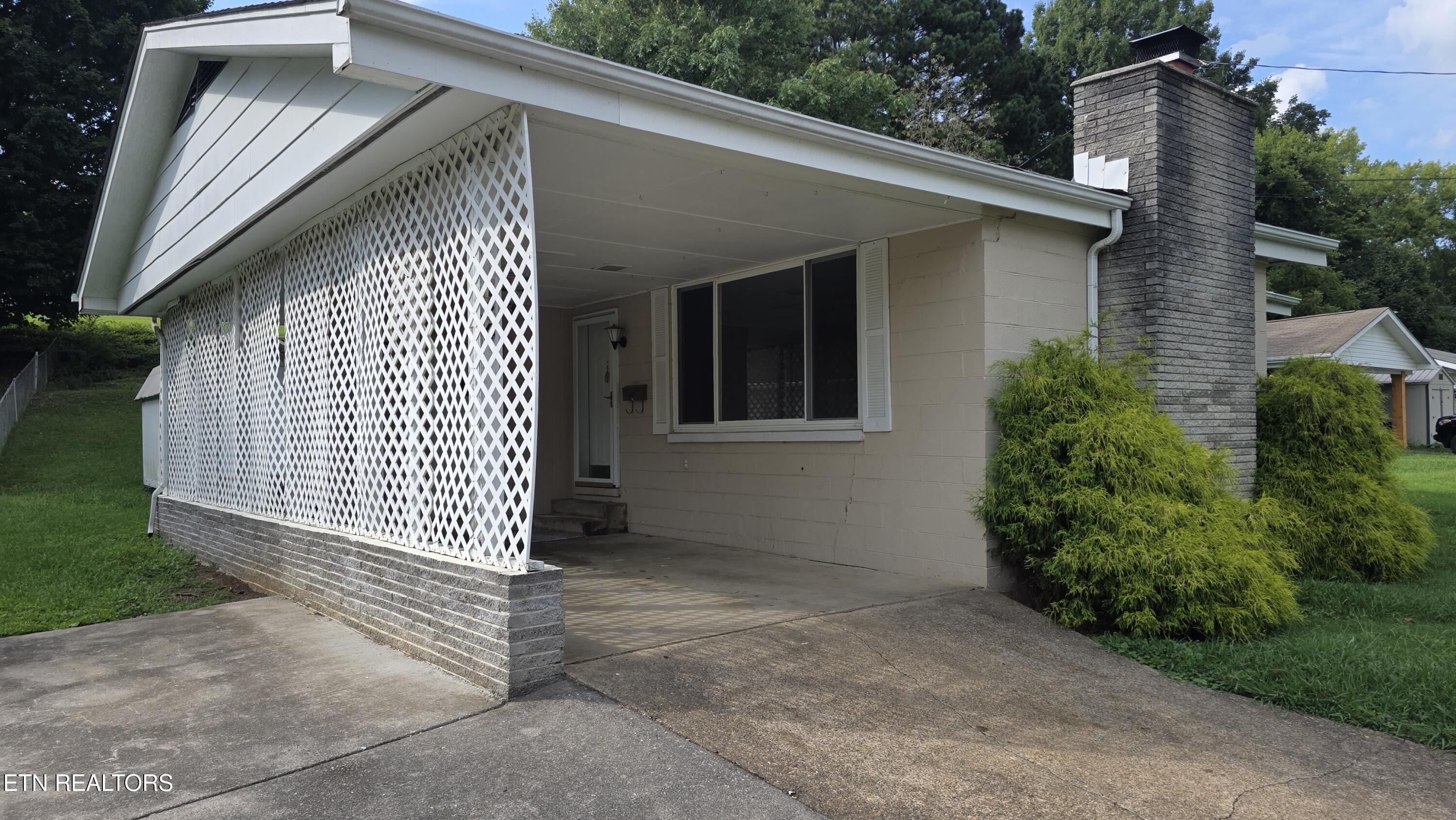 124 S Purdue Avenue Oak Ridge TN 37830