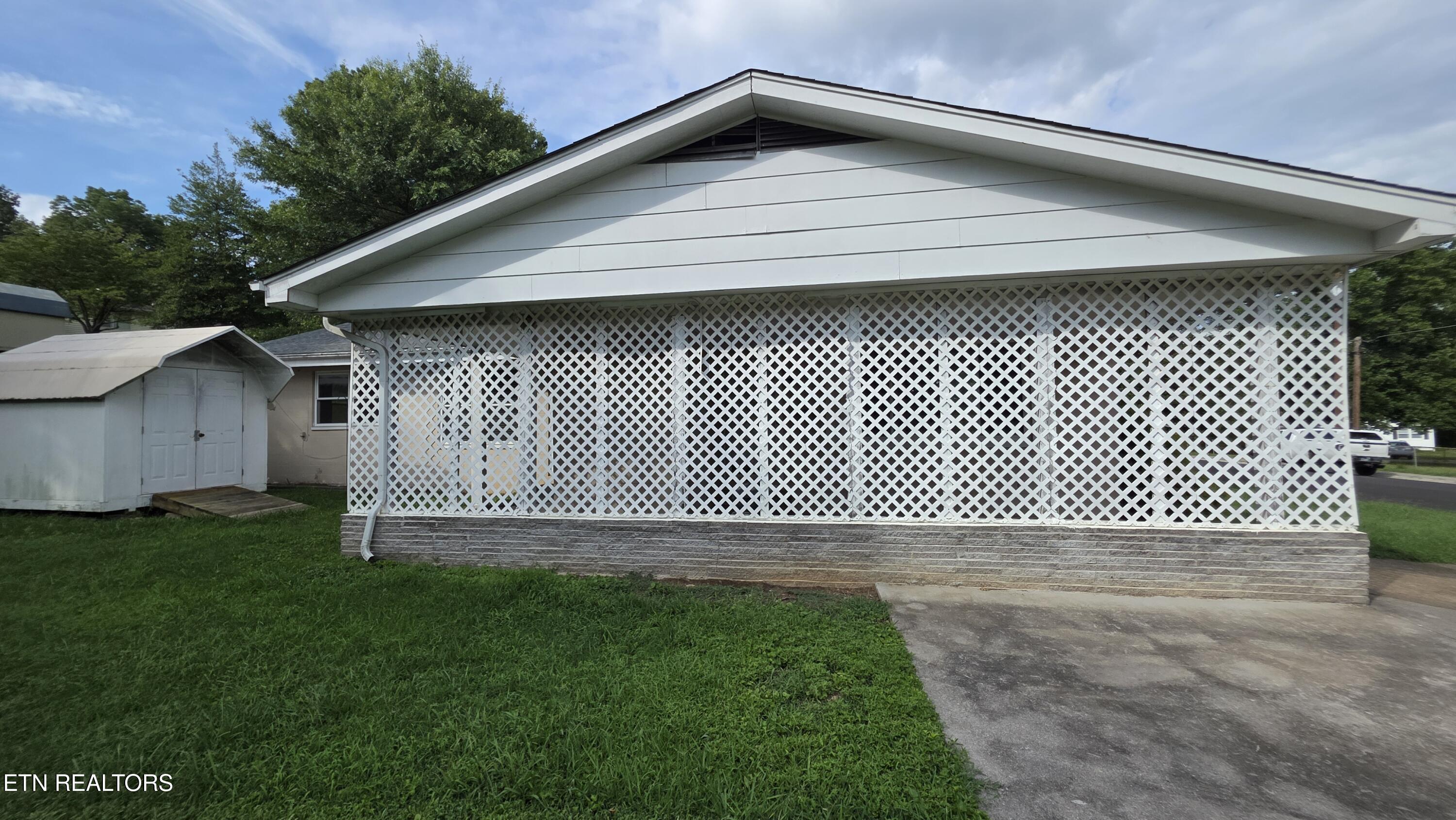 124 S Purdue Avenue Oak Ridge TN 37830