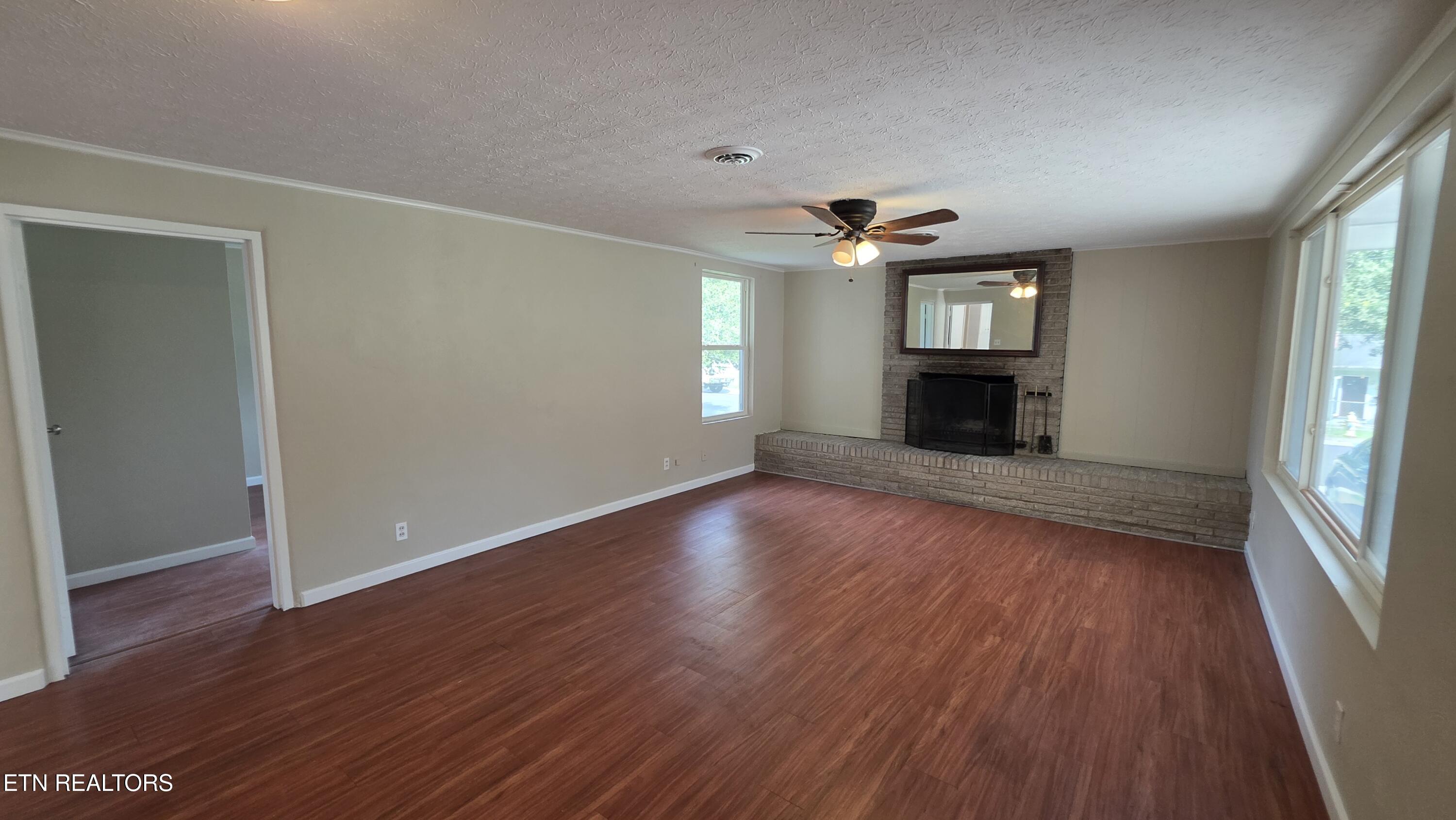 124 S Purdue Avenue Oak Ridge TN 37830