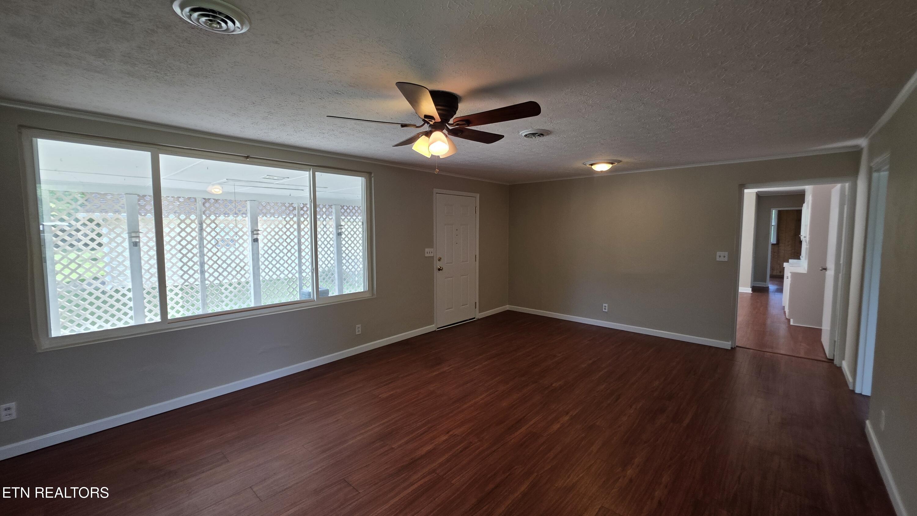 124 S Purdue Avenue Oak Ridge TN 37830