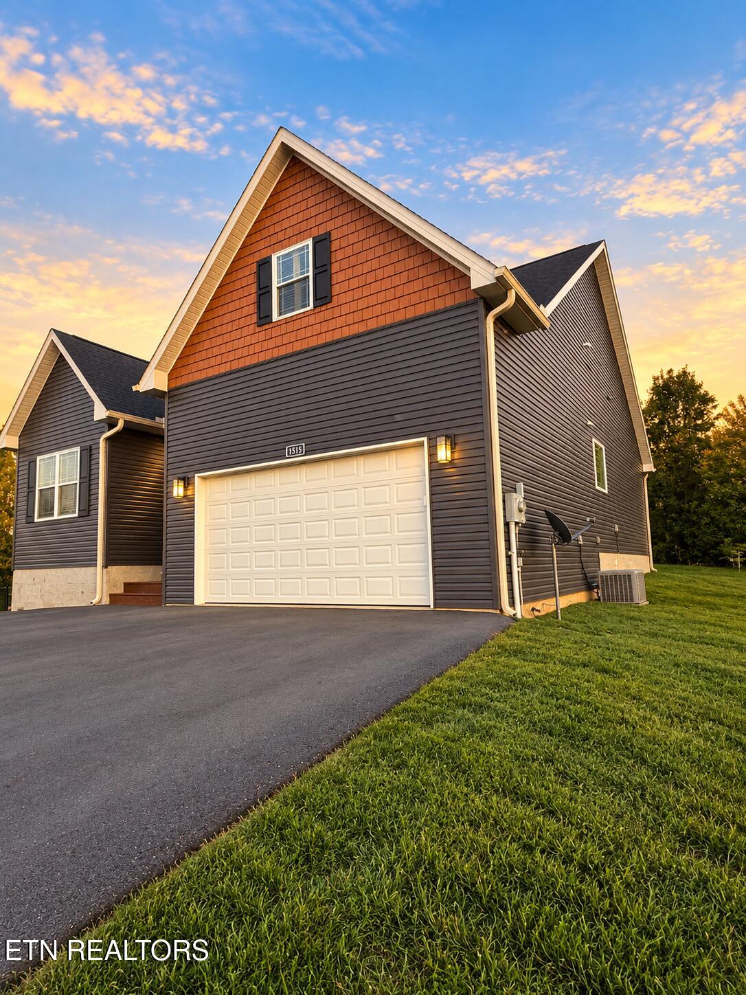 1518 Broad River Lane Sevierville TN 37876