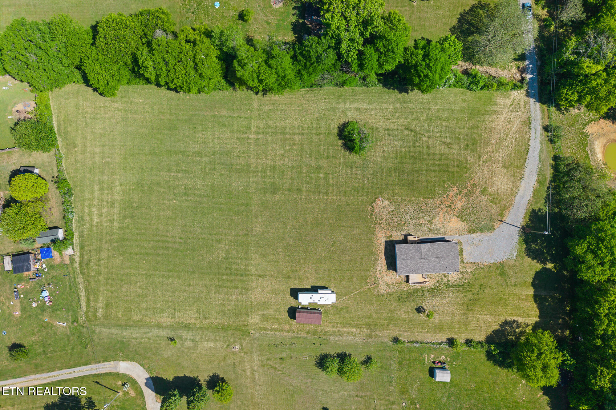 217 Oakland Road Sweetwater TN 37874